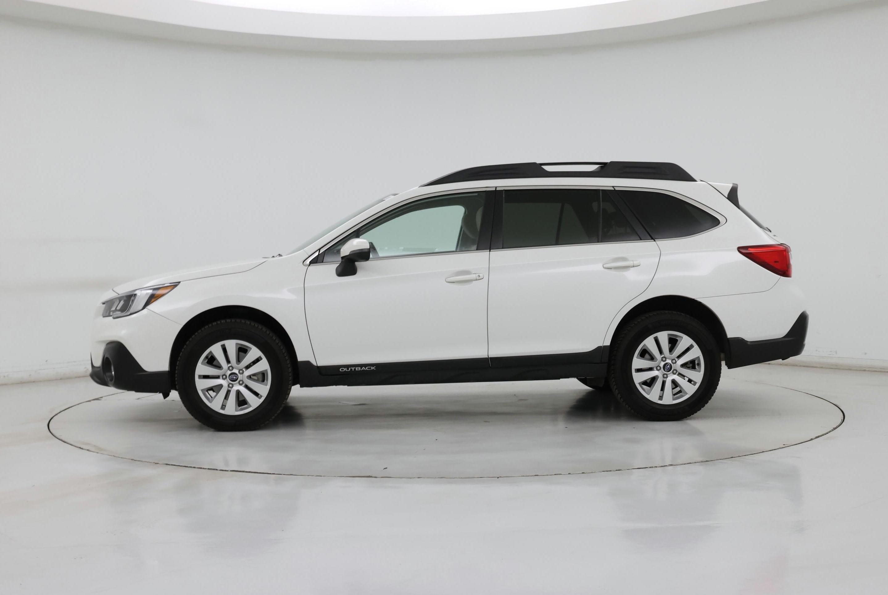 Thumbnail: 2019 Subaru Outback - 3