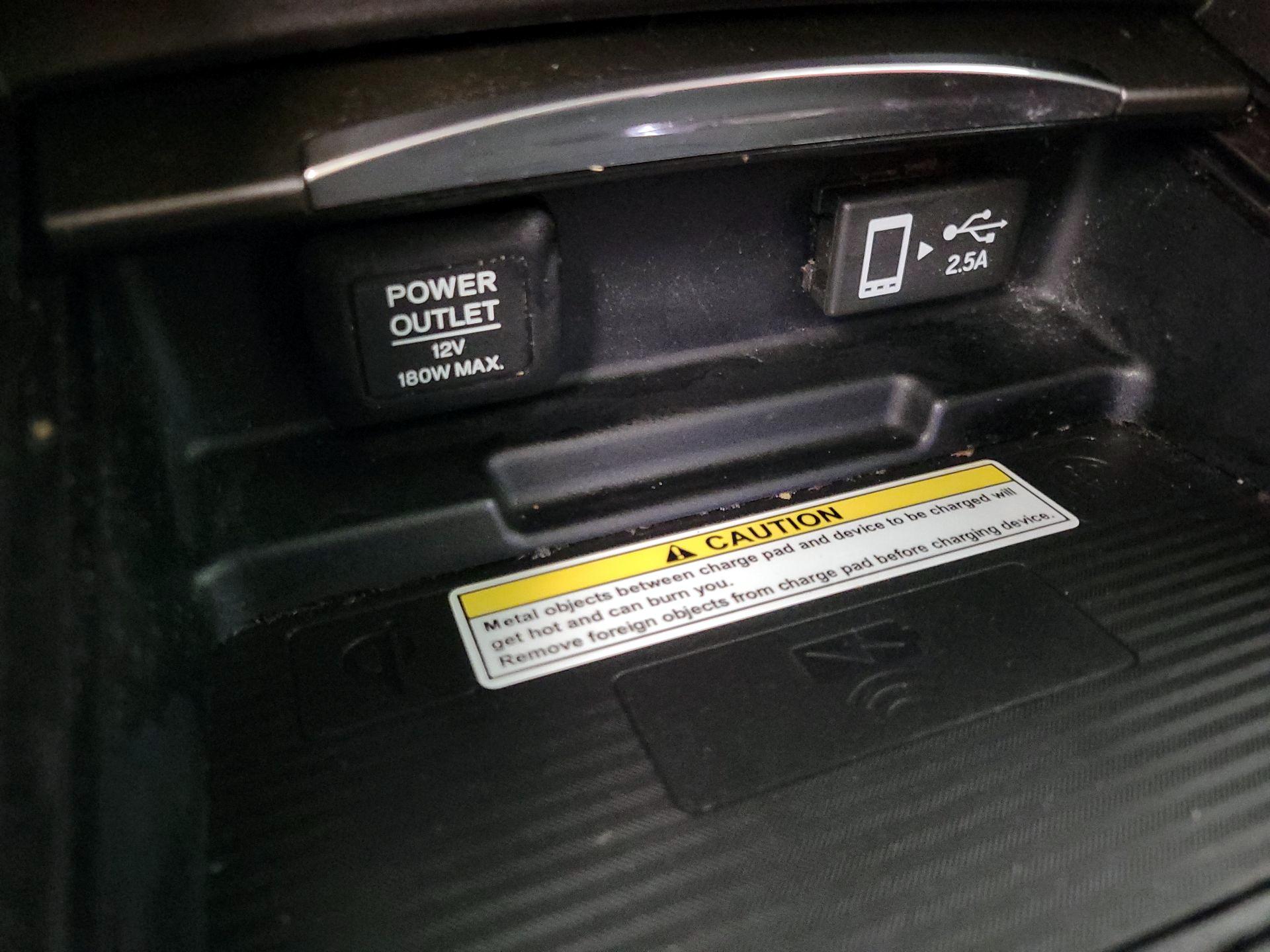 Thumbnail: 2018 Acura TLX - 19