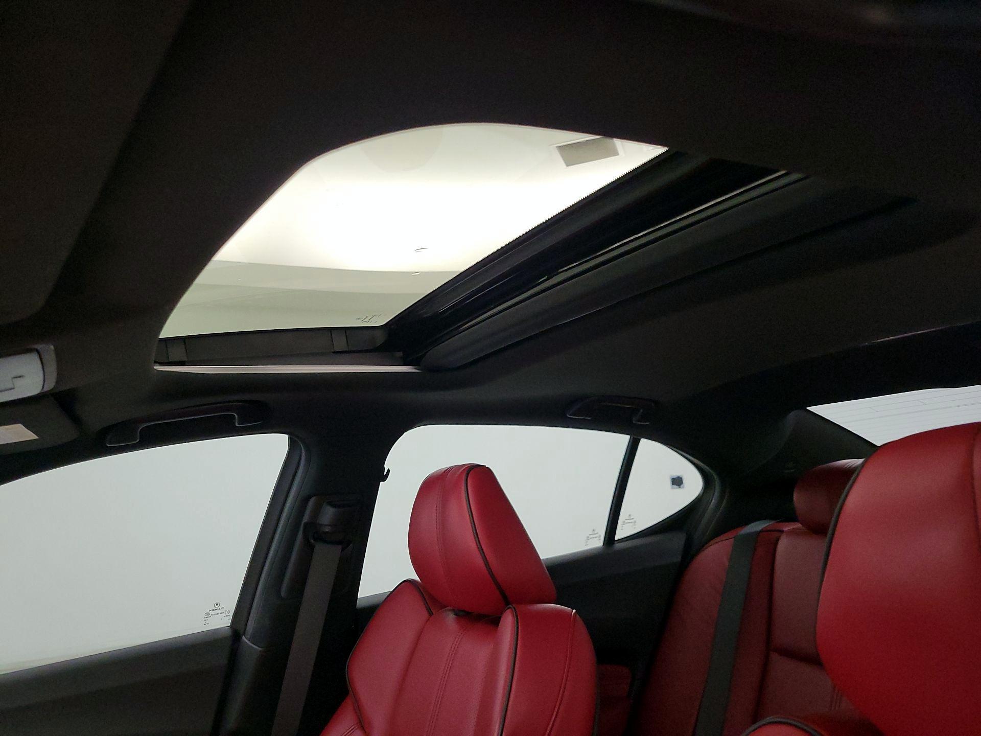 Thumbnail: 2018 Acura TLX - 20