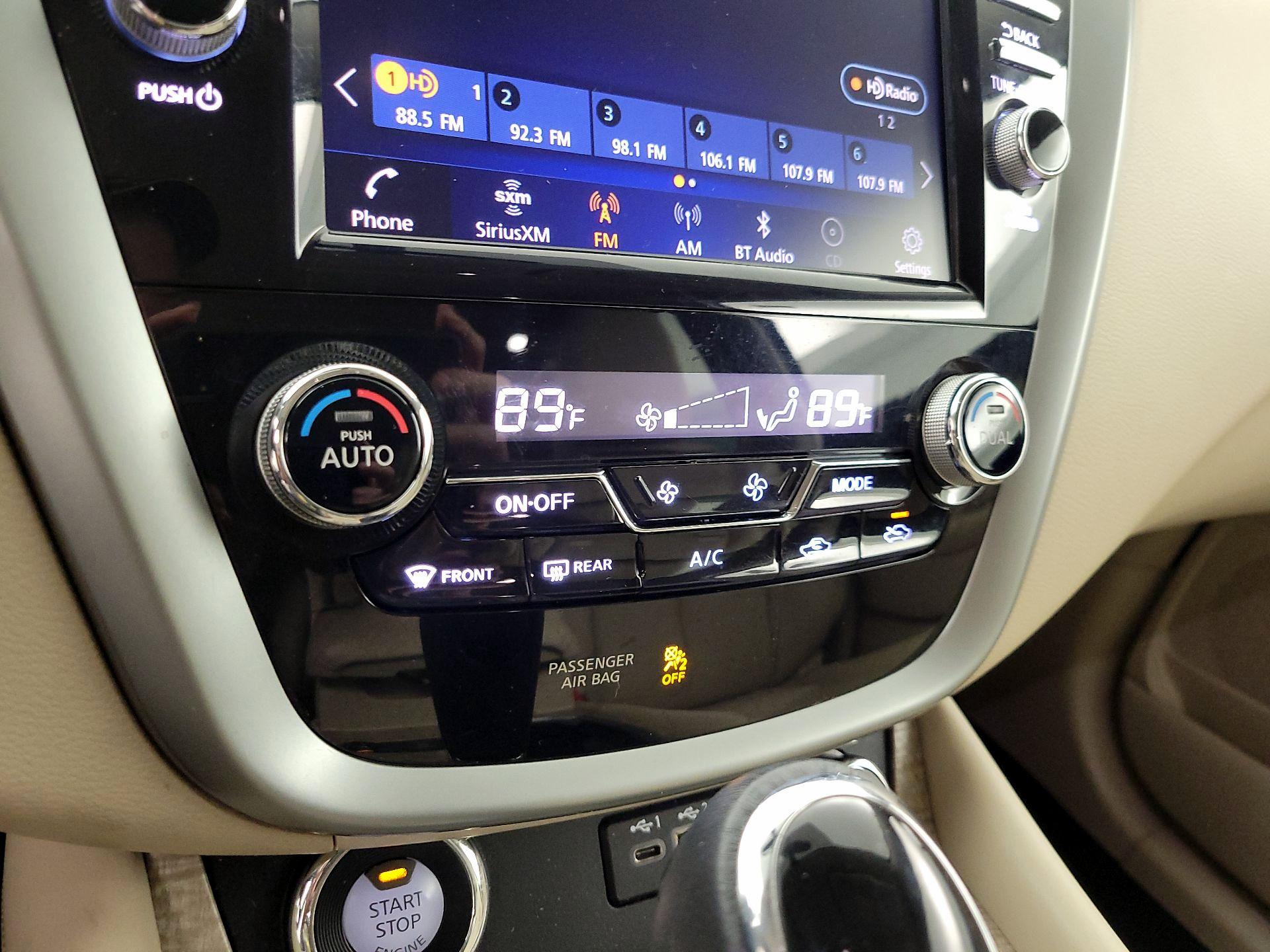 Thumbnail: 2019 Nissan Murano - 17