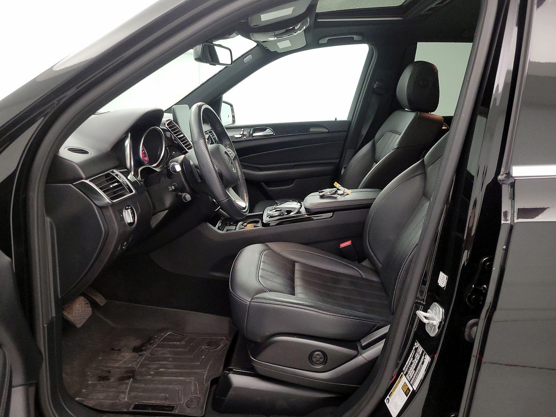 Thumbnail: 2017 Mercedes-Benz GLE - 11