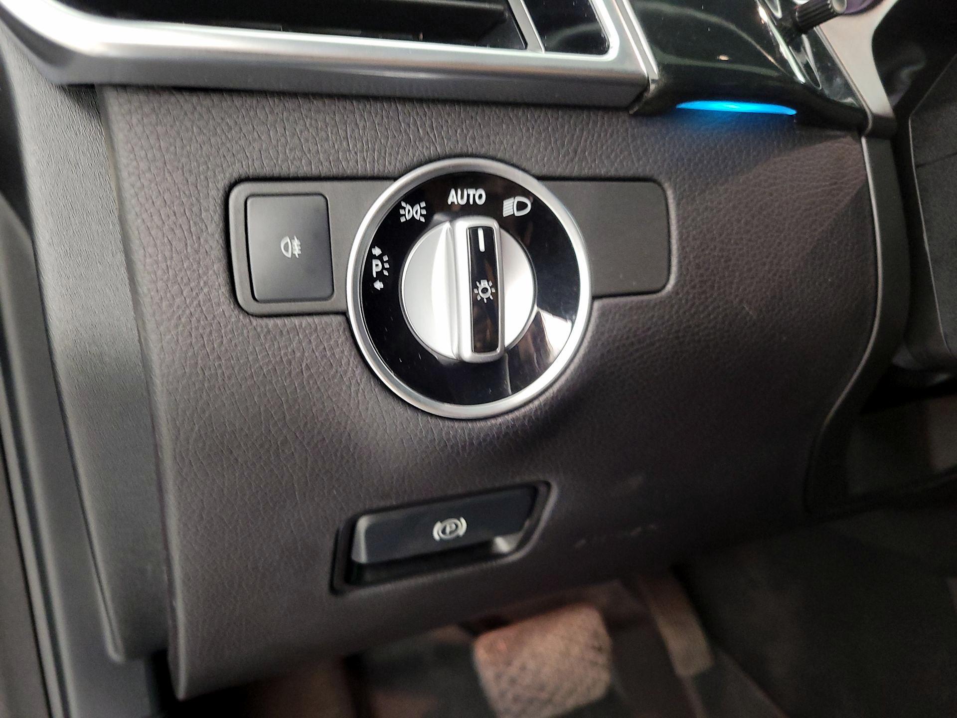 Thumbnail: 2017 Mercedes-Benz GLE - 13