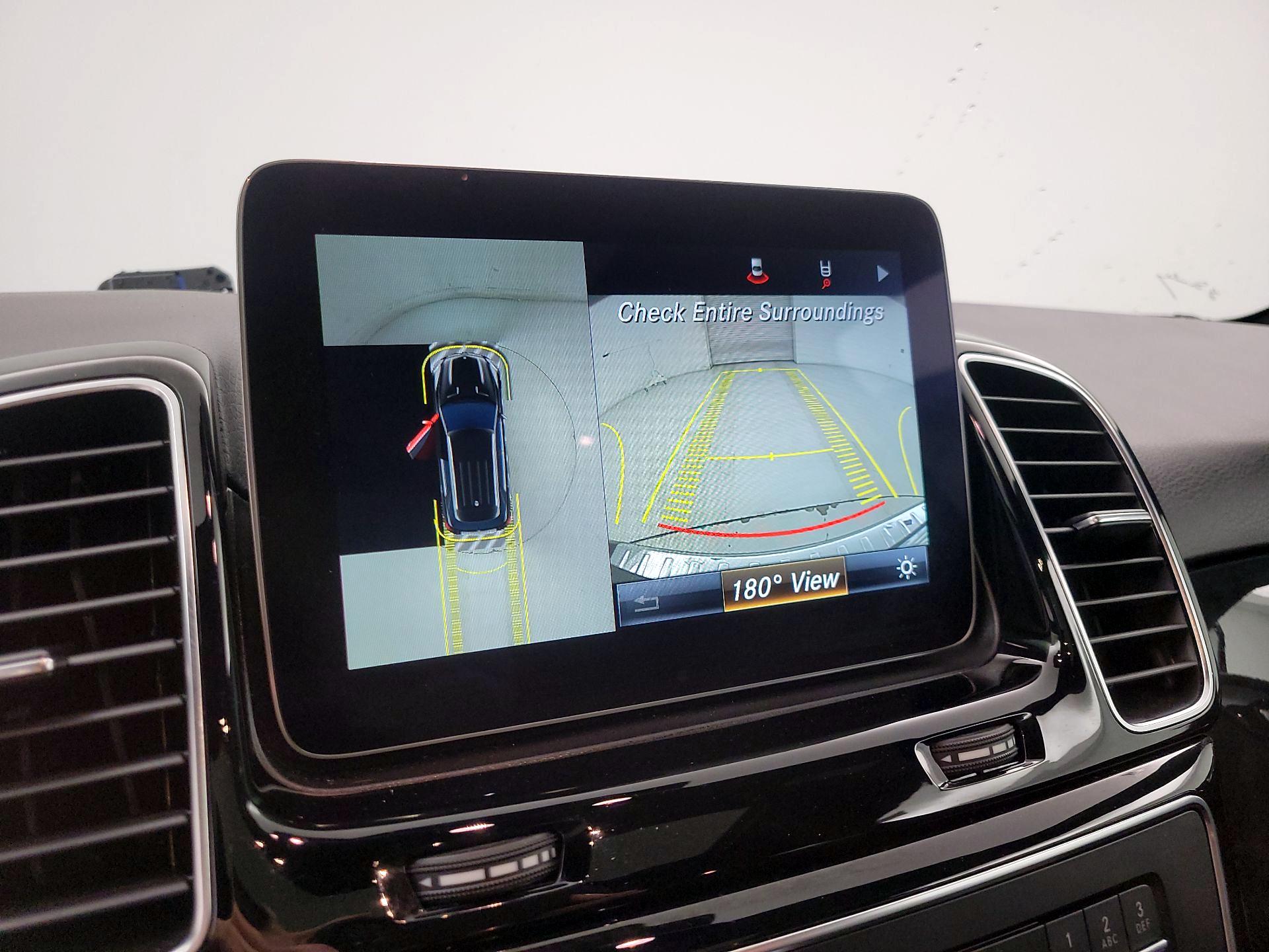 Thumbnail: 2017 Mercedes-Benz GLE - 15