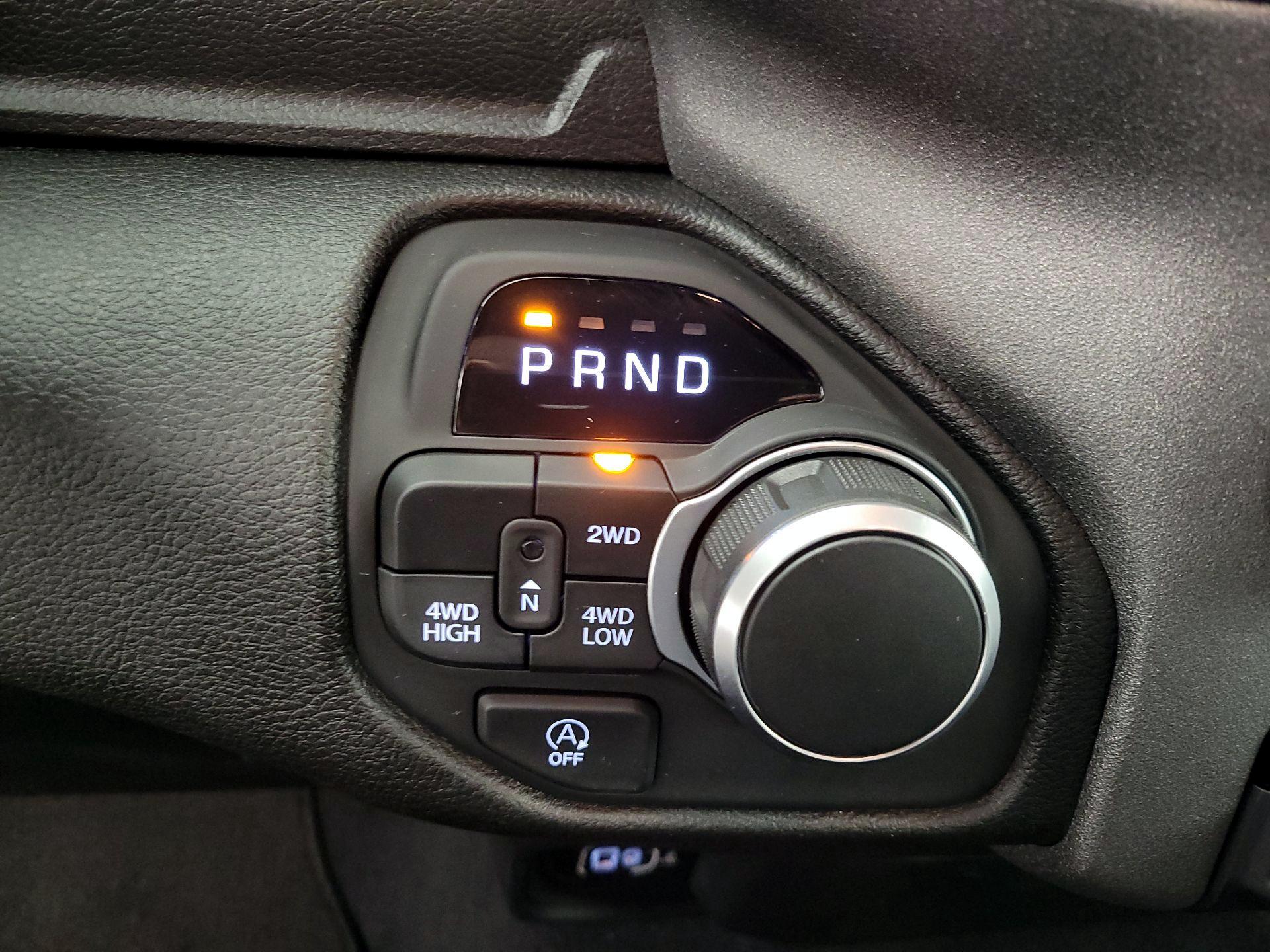 Thumbnail: 2025 RAM 1500 - 17