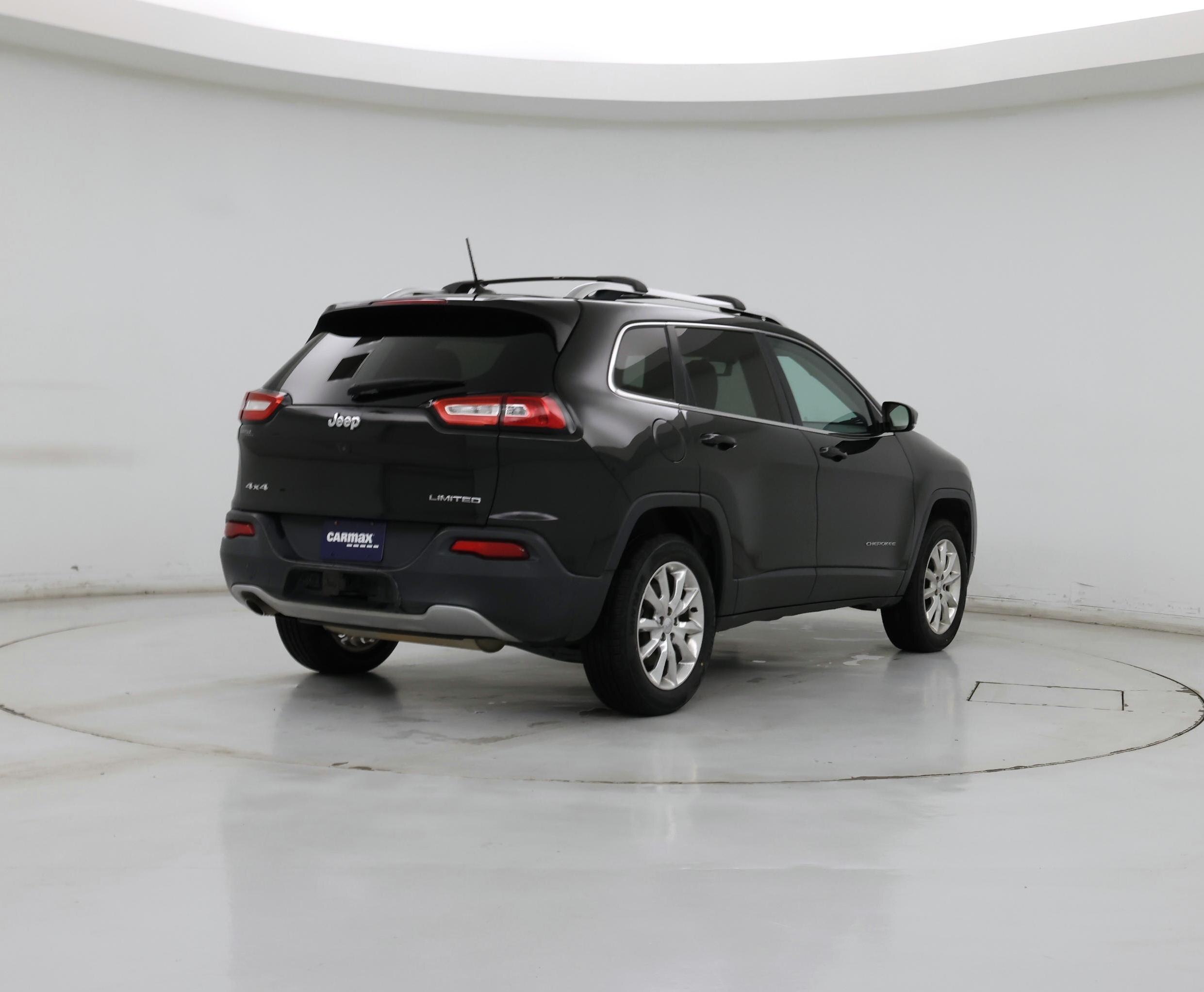 Thumbnail: 2015 Jeep Cherokee - 8