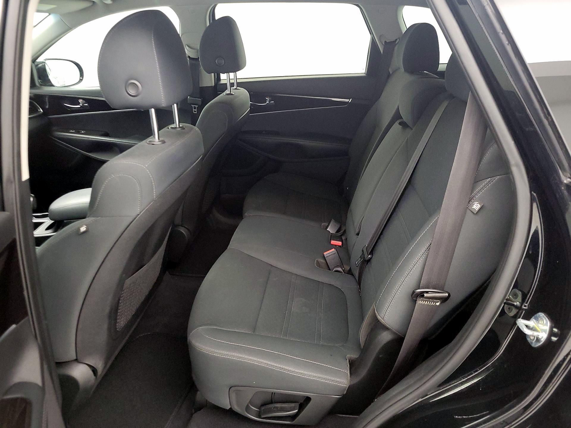 Thumbnail: 2020 Kia Sorento - 19