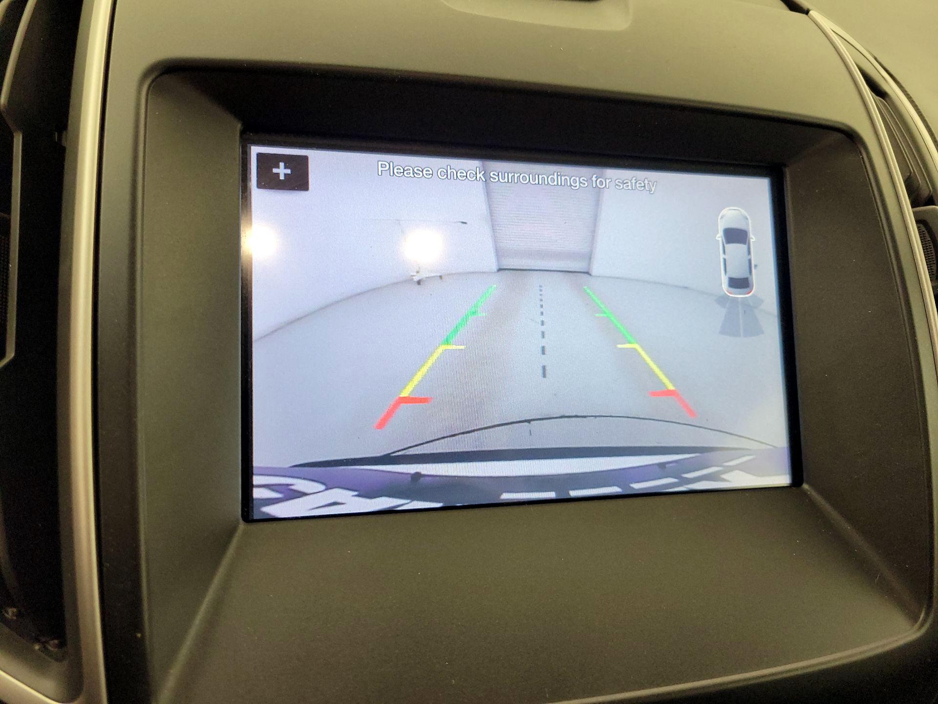 Thumbnail: 2019 Ford Edge - 15