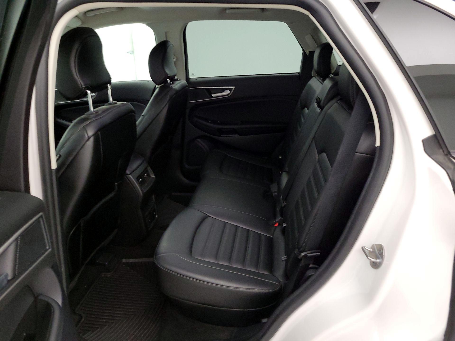 Thumbnail: 2019 Ford Edge - 20