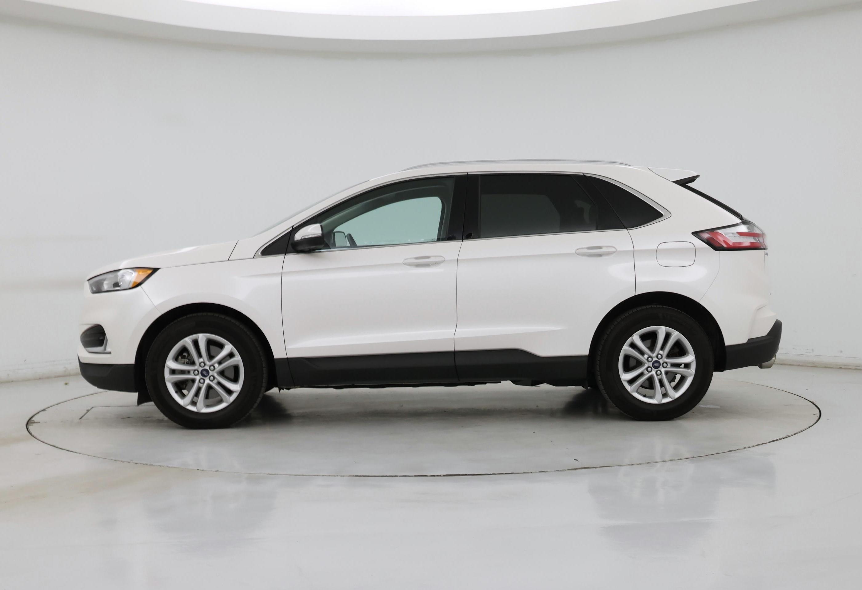 Thumbnail: 2019 Ford Edge - 3