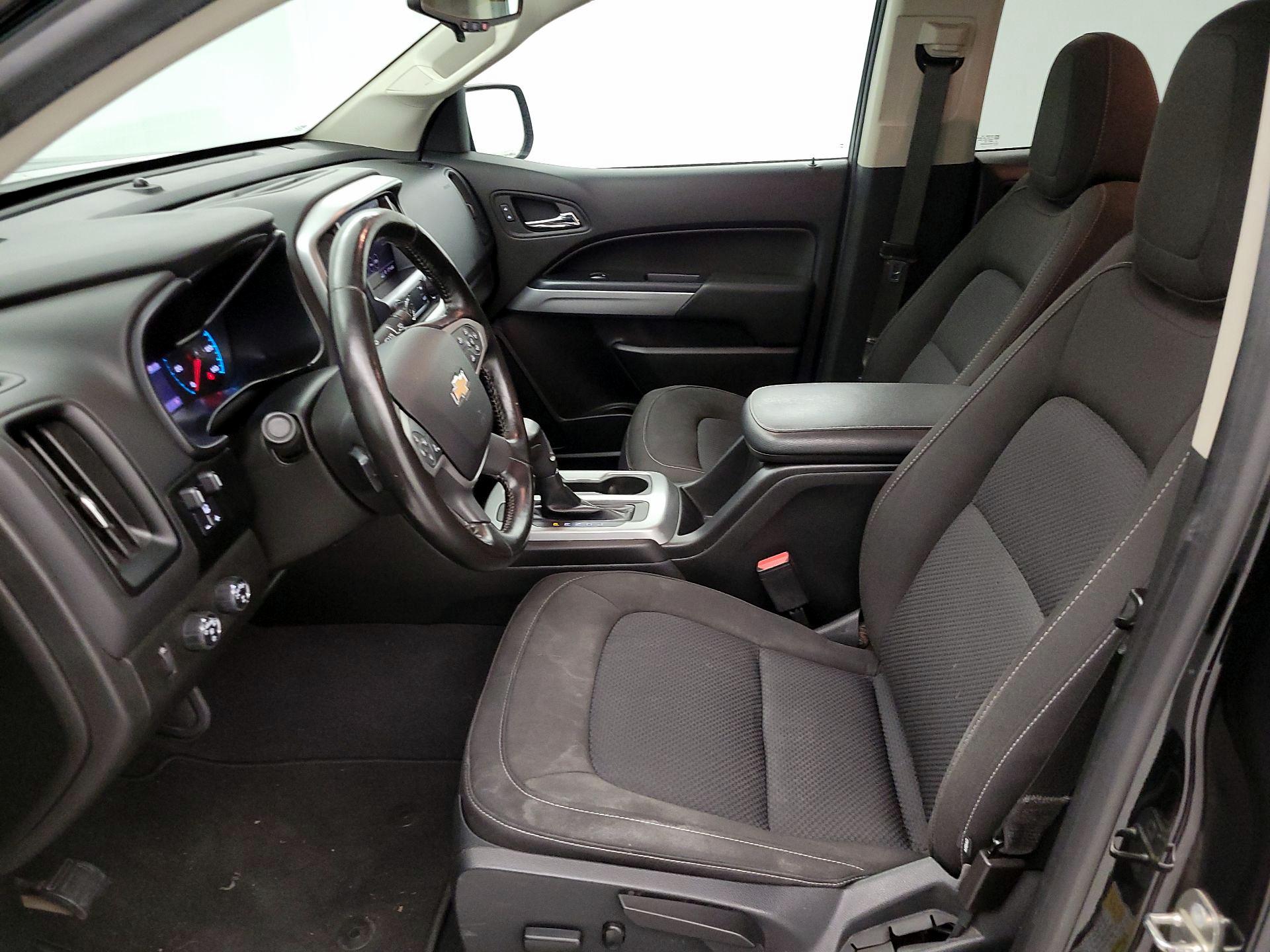 Thumbnail: 2019 Chevrolet Colorado - 11