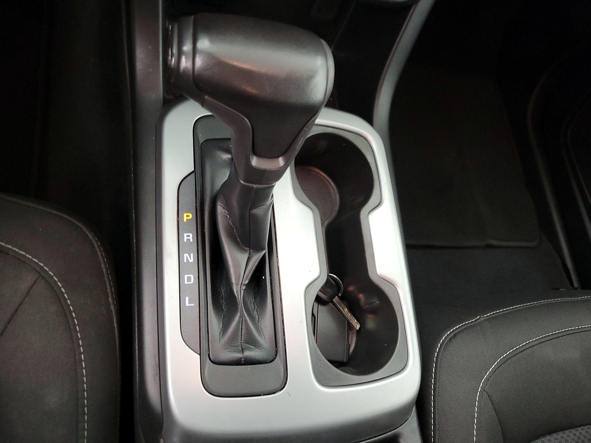 Thumbnail: 2019 Chevrolet Colorado - 17