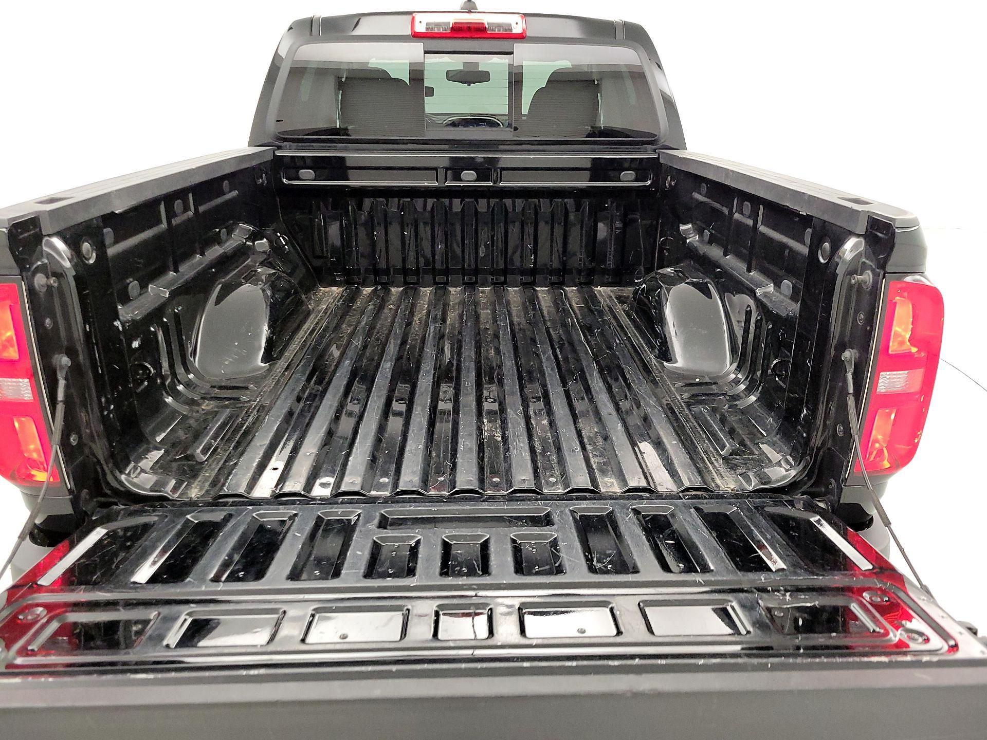 Thumbnail: 2019 Chevrolet Colorado - 20