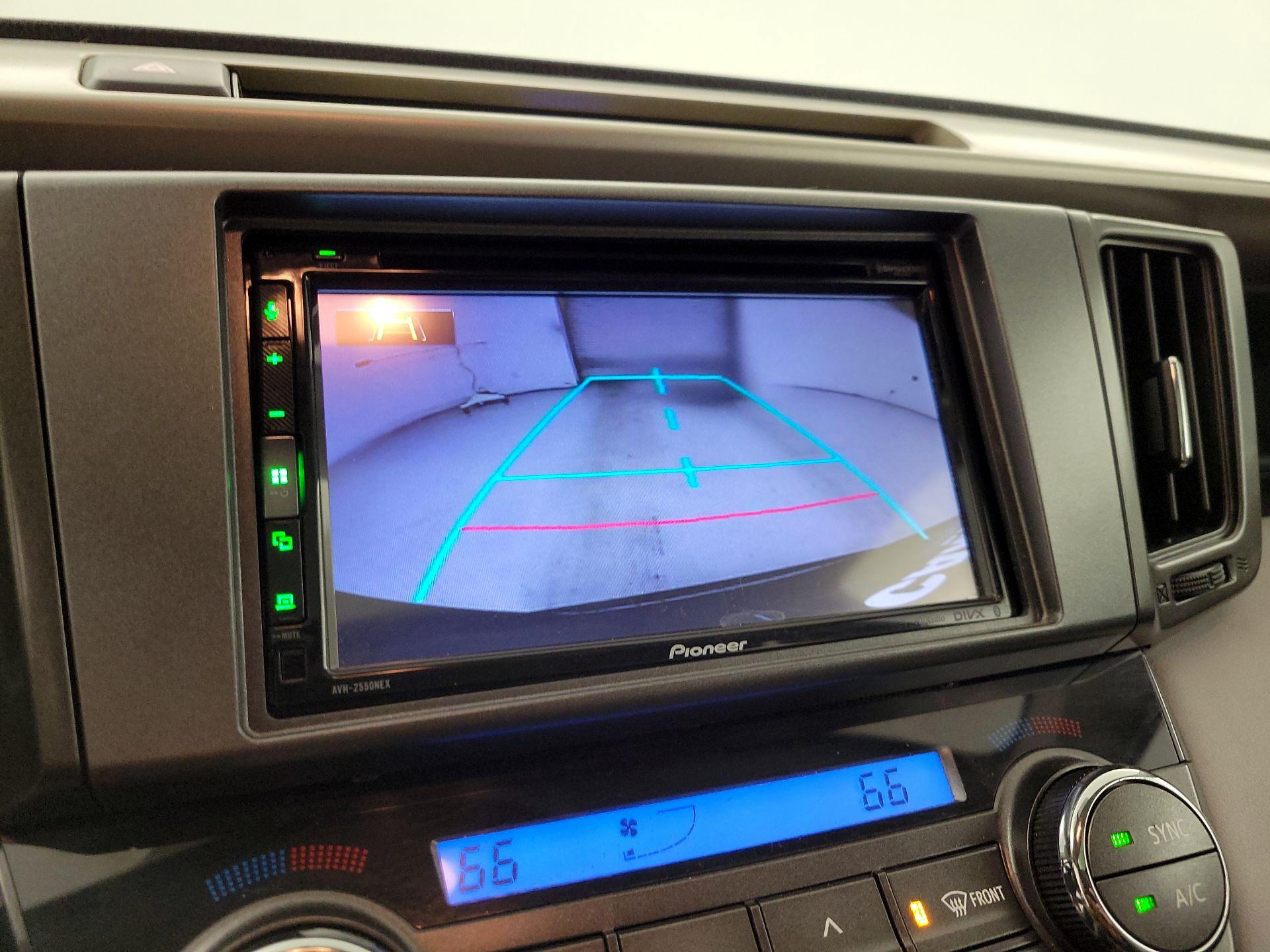 Thumbnail: 2014 Toyota RAV4 - 14