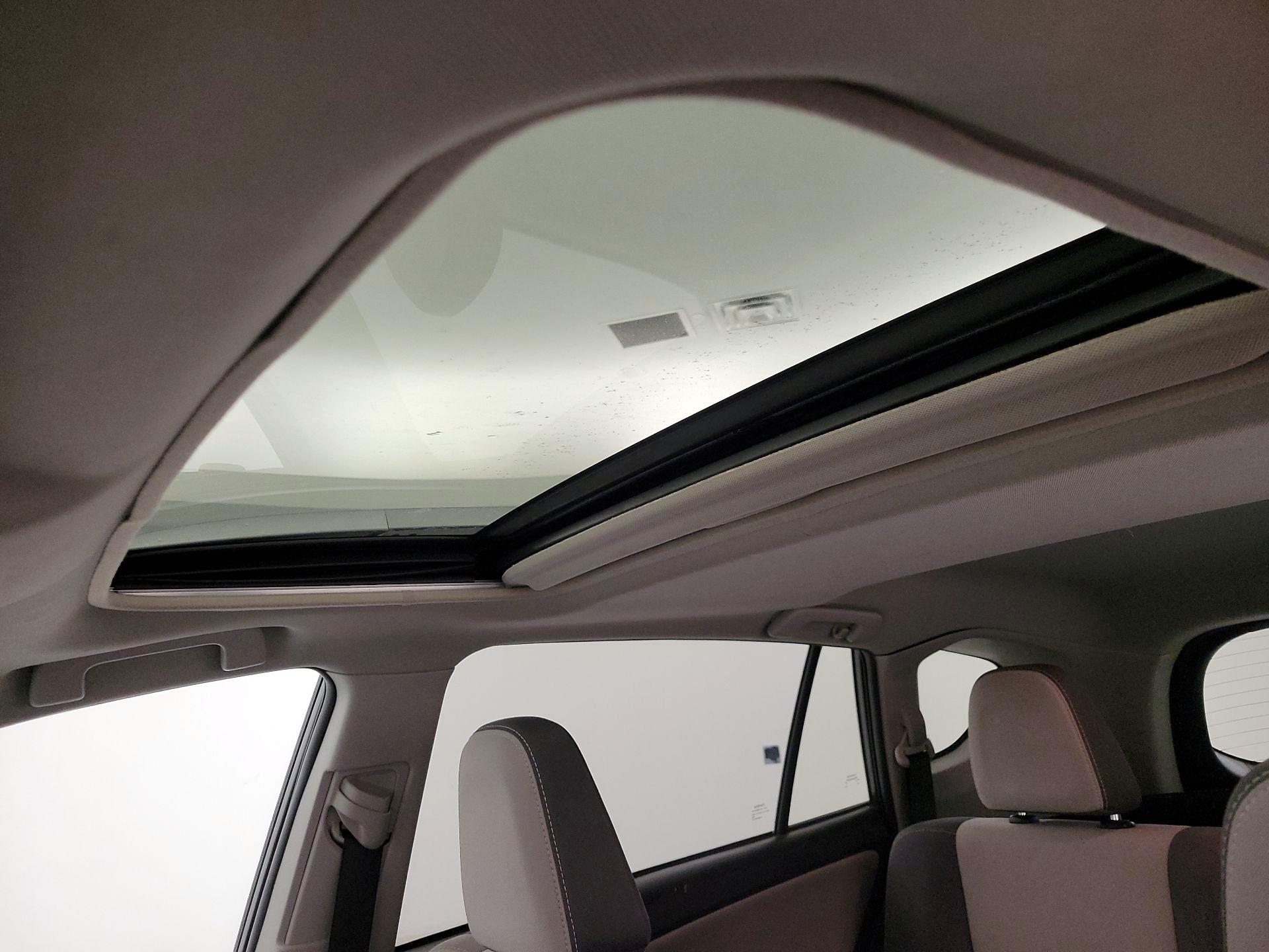 Thumbnail: 2014 Toyota RAV4 - 19