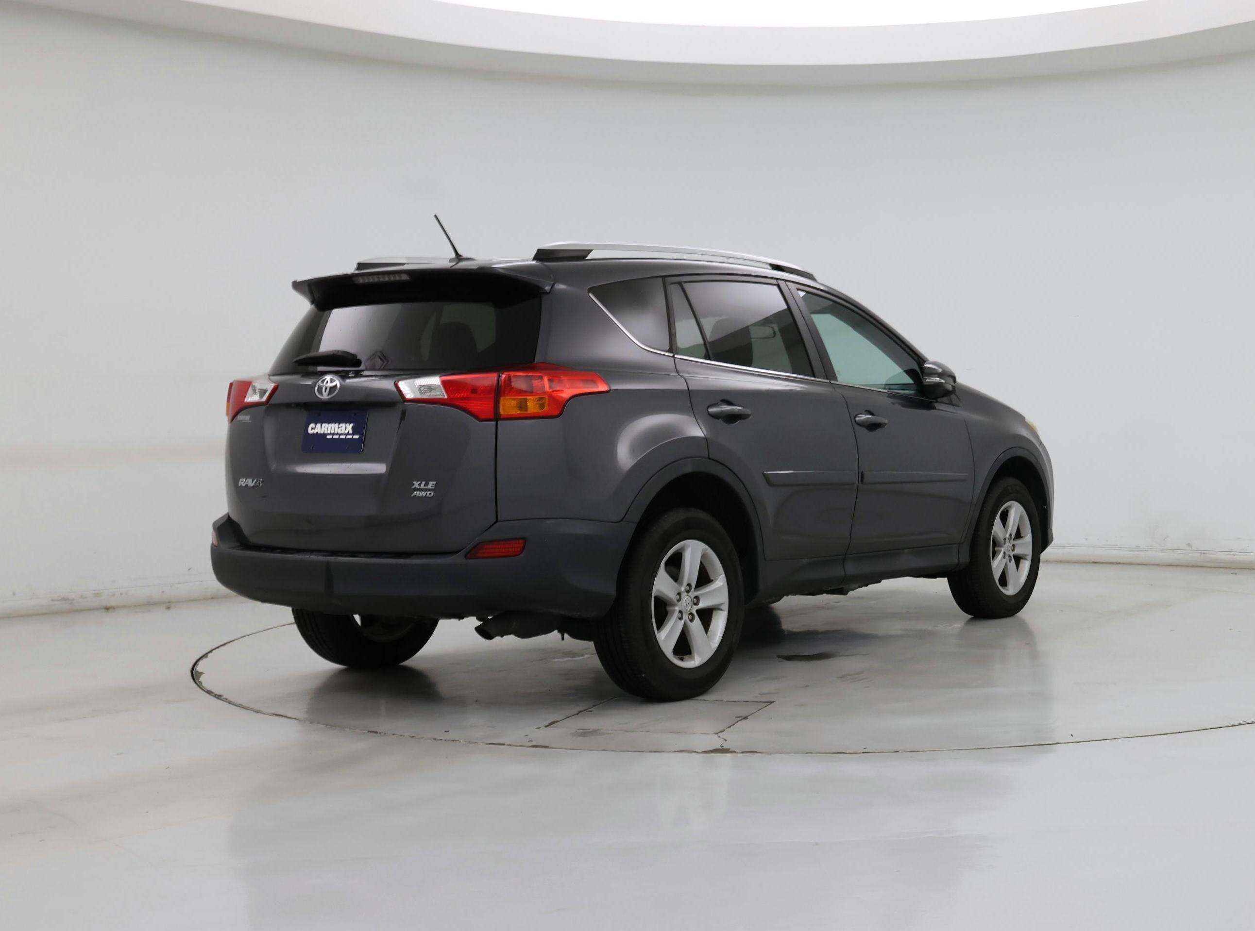 Thumbnail: 2014 Toyota RAV4 - 8