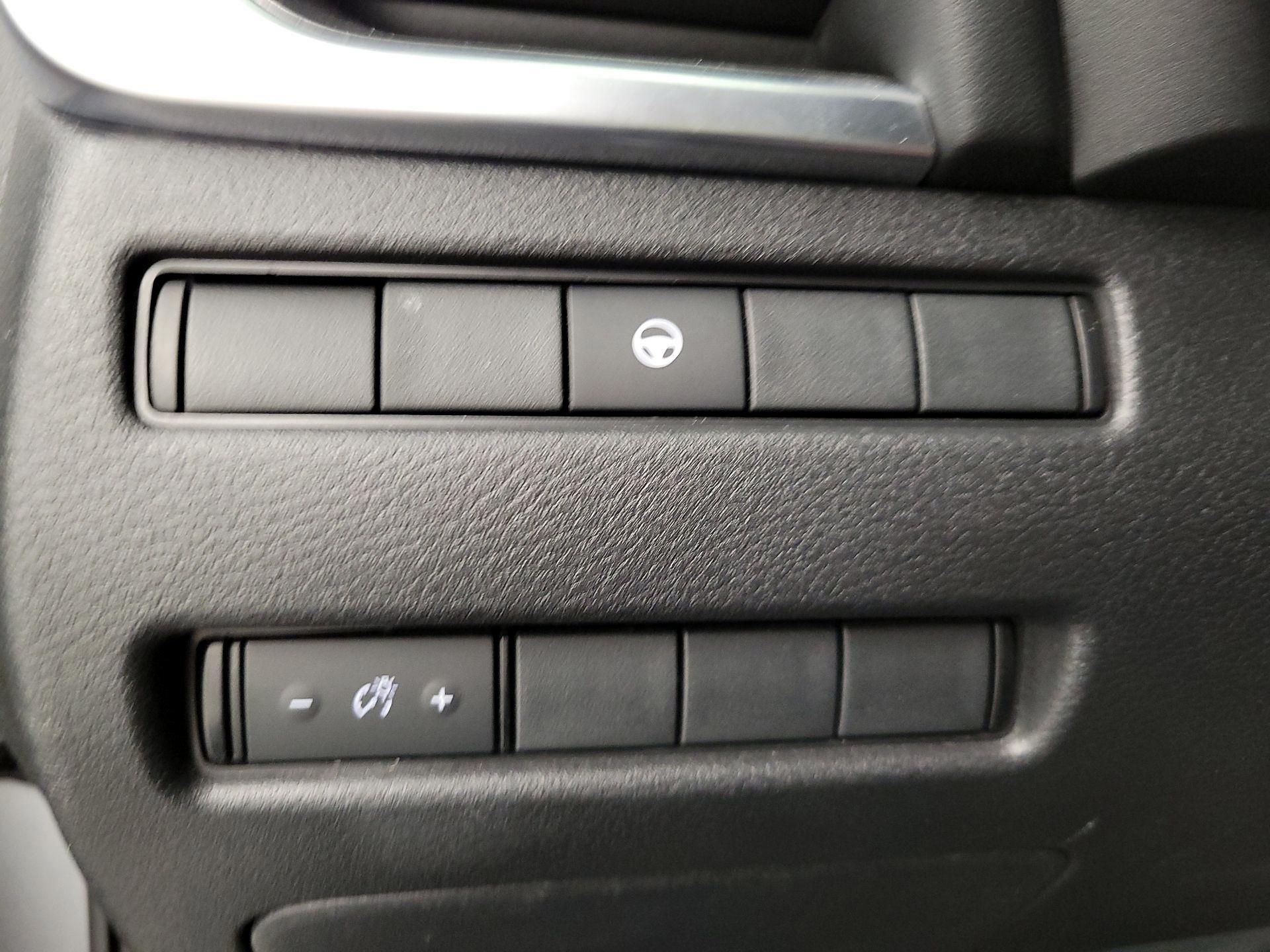 Thumbnail: 2021 Nissan Rogue - 13