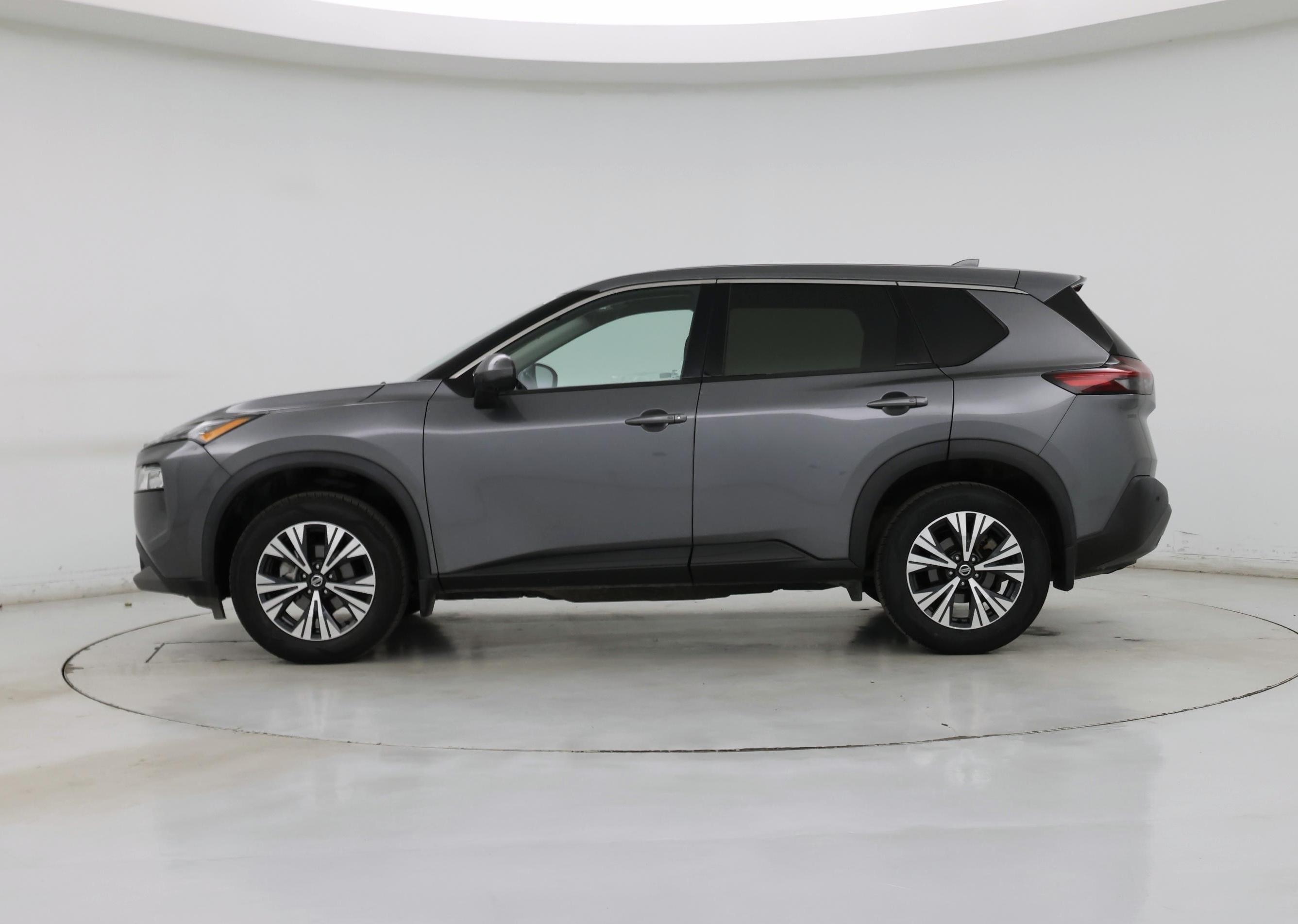Thumbnail: 2021 Nissan Rogue - 3