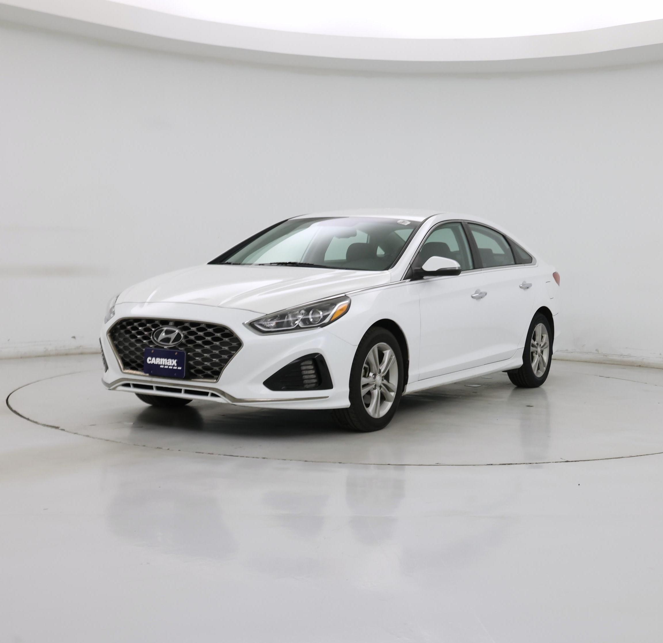 Thumbnail: 2019 Hyundai Sonata - 4