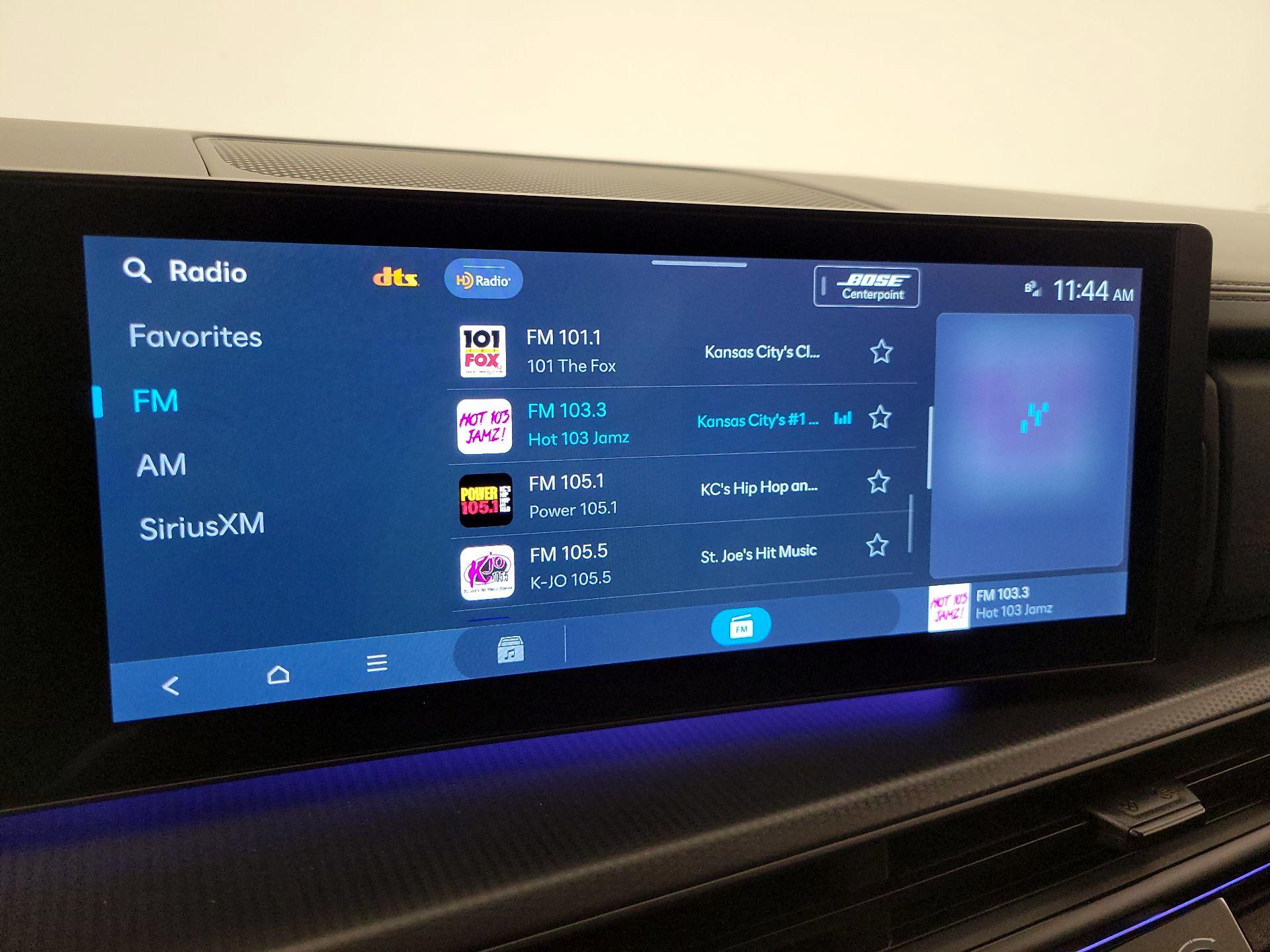 Thumbnail: 2024 Hyundai Santa Fe - 16