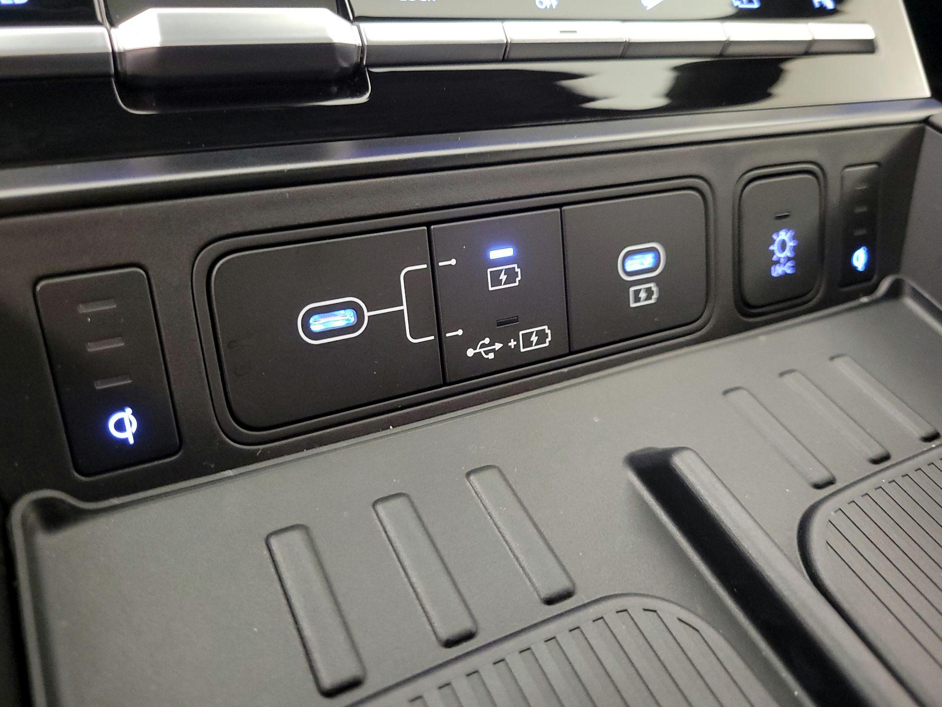 Thumbnail: 2024 Hyundai Santa Fe - 19