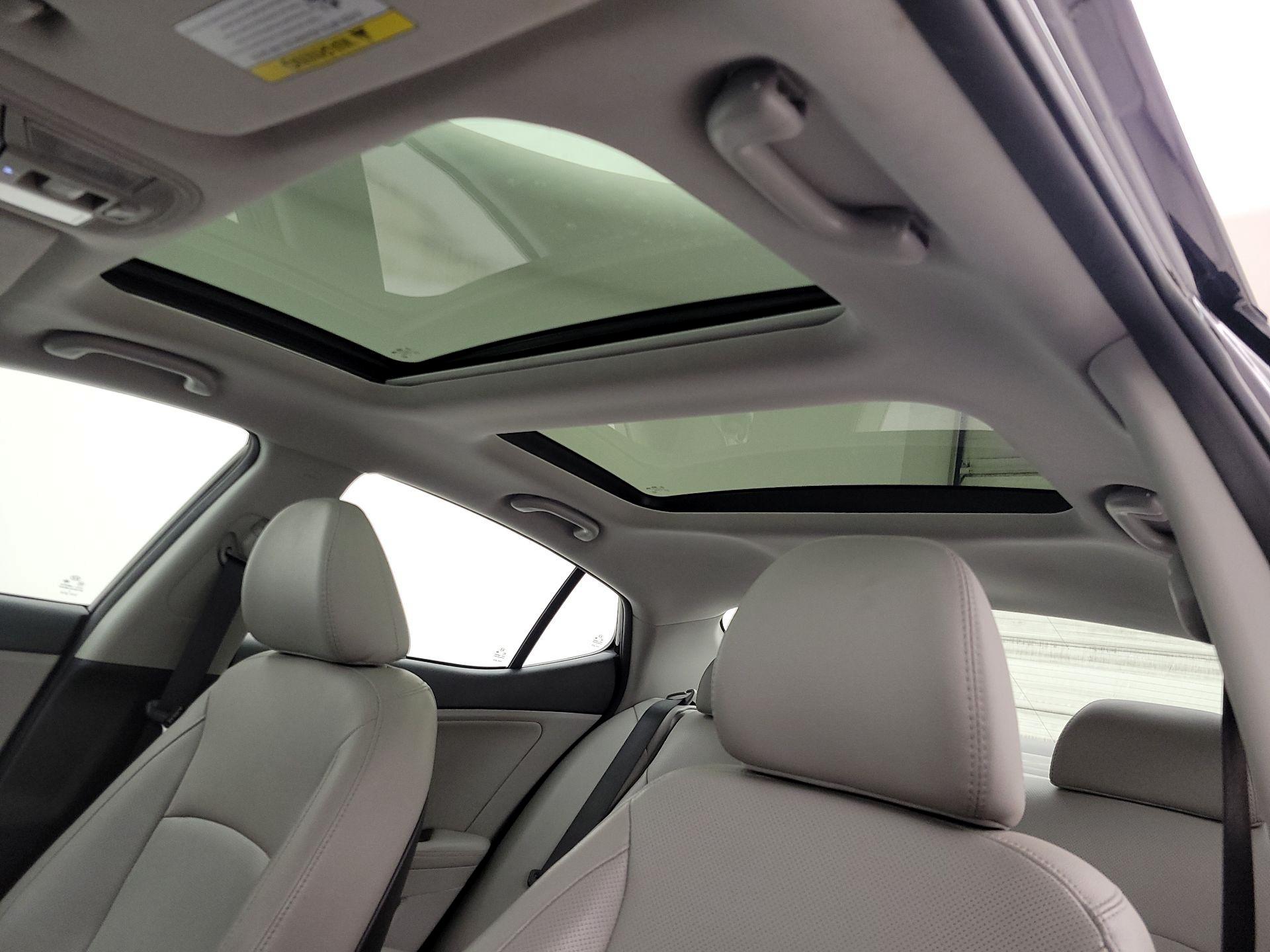 Thumbnail: 2015 Kia Optima - 19