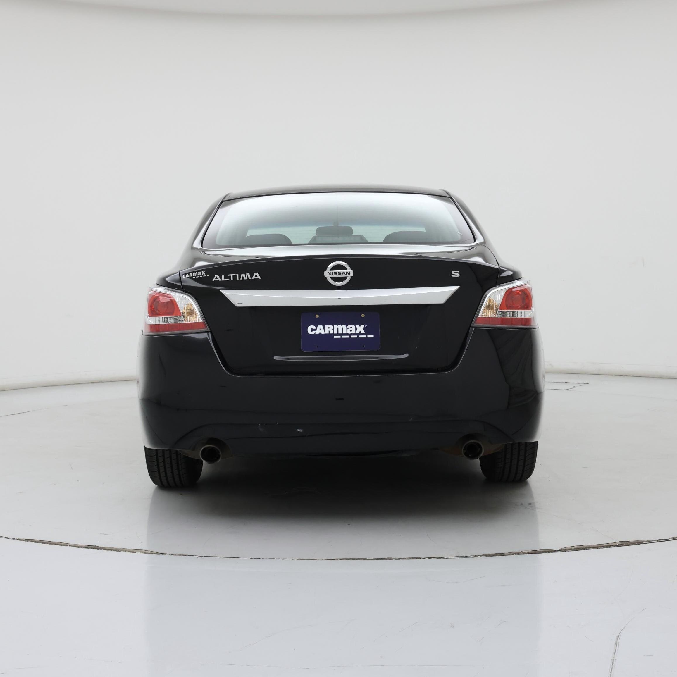 Thumbnail: 2015 Nissan Altima - 6