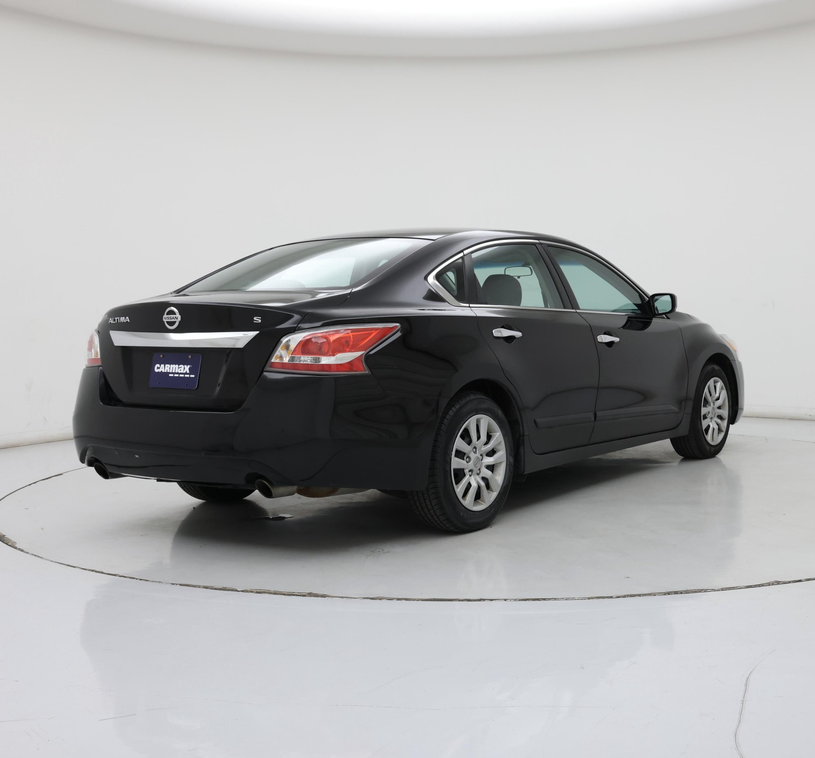 Thumbnail: 2015 Nissan Altima - 8