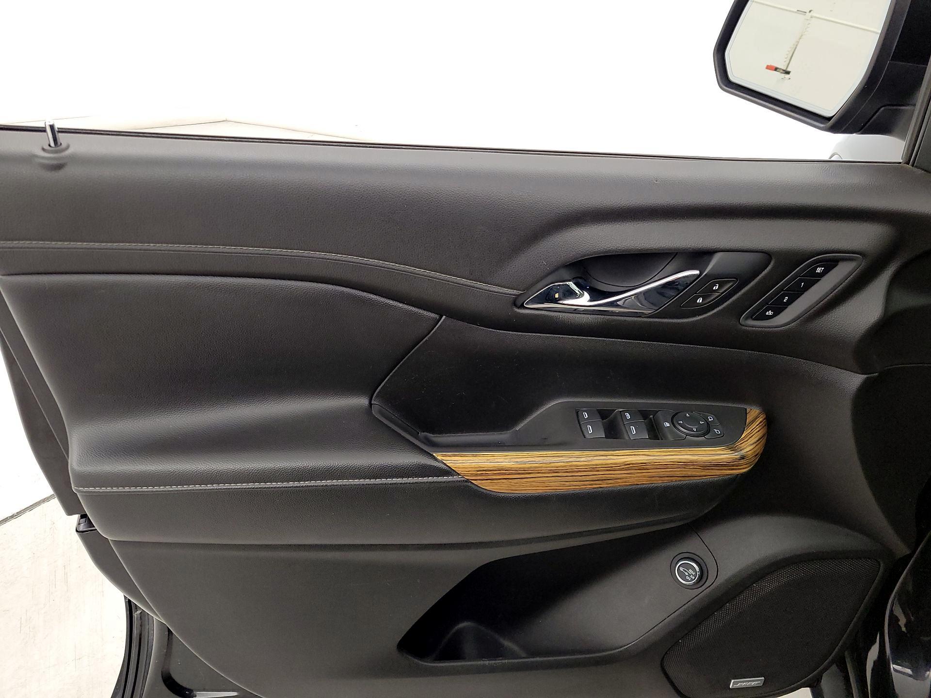 Thumbnail: 2019 GMC Acadia - 12