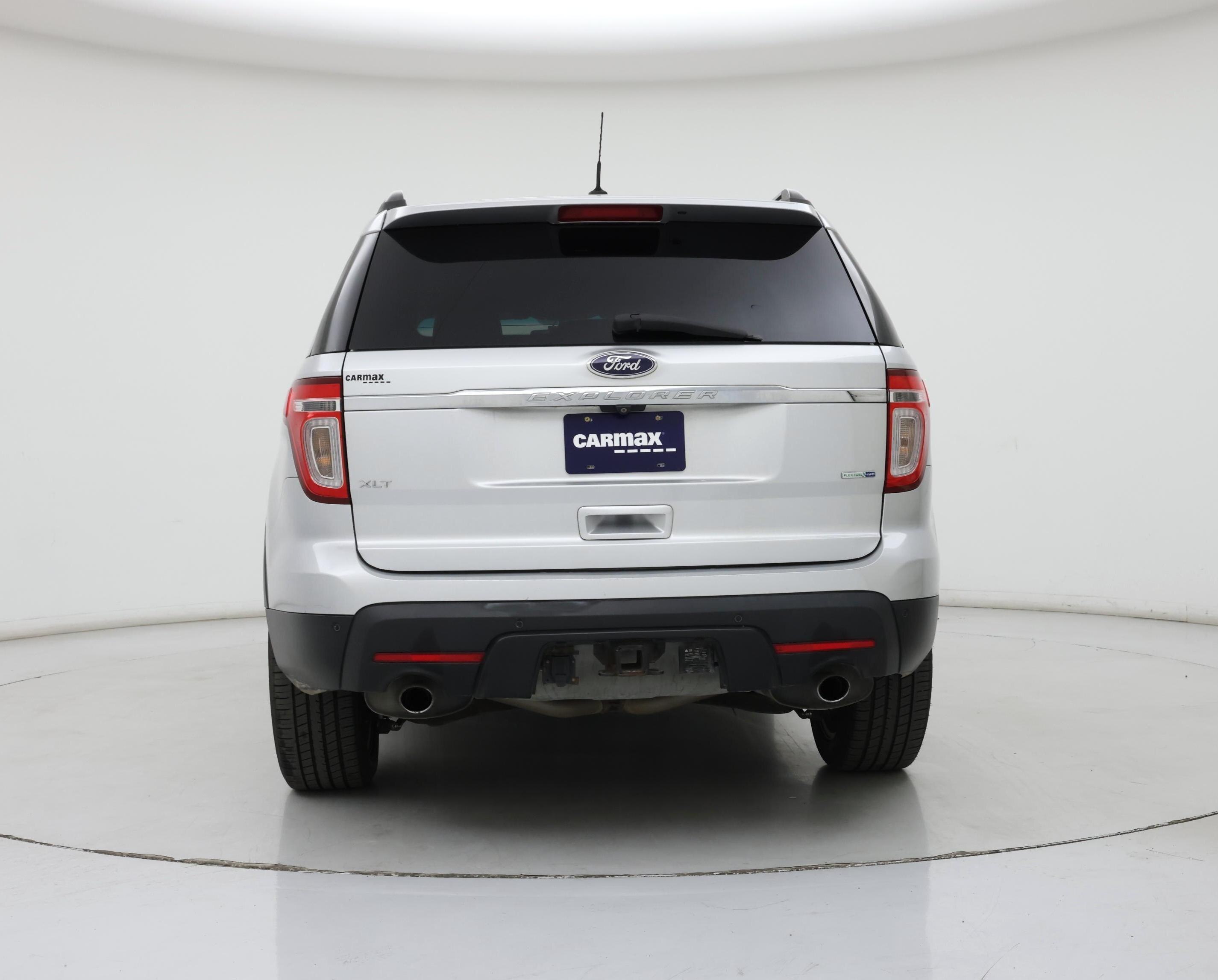Thumbnail: 2015 Ford Explorer - 6