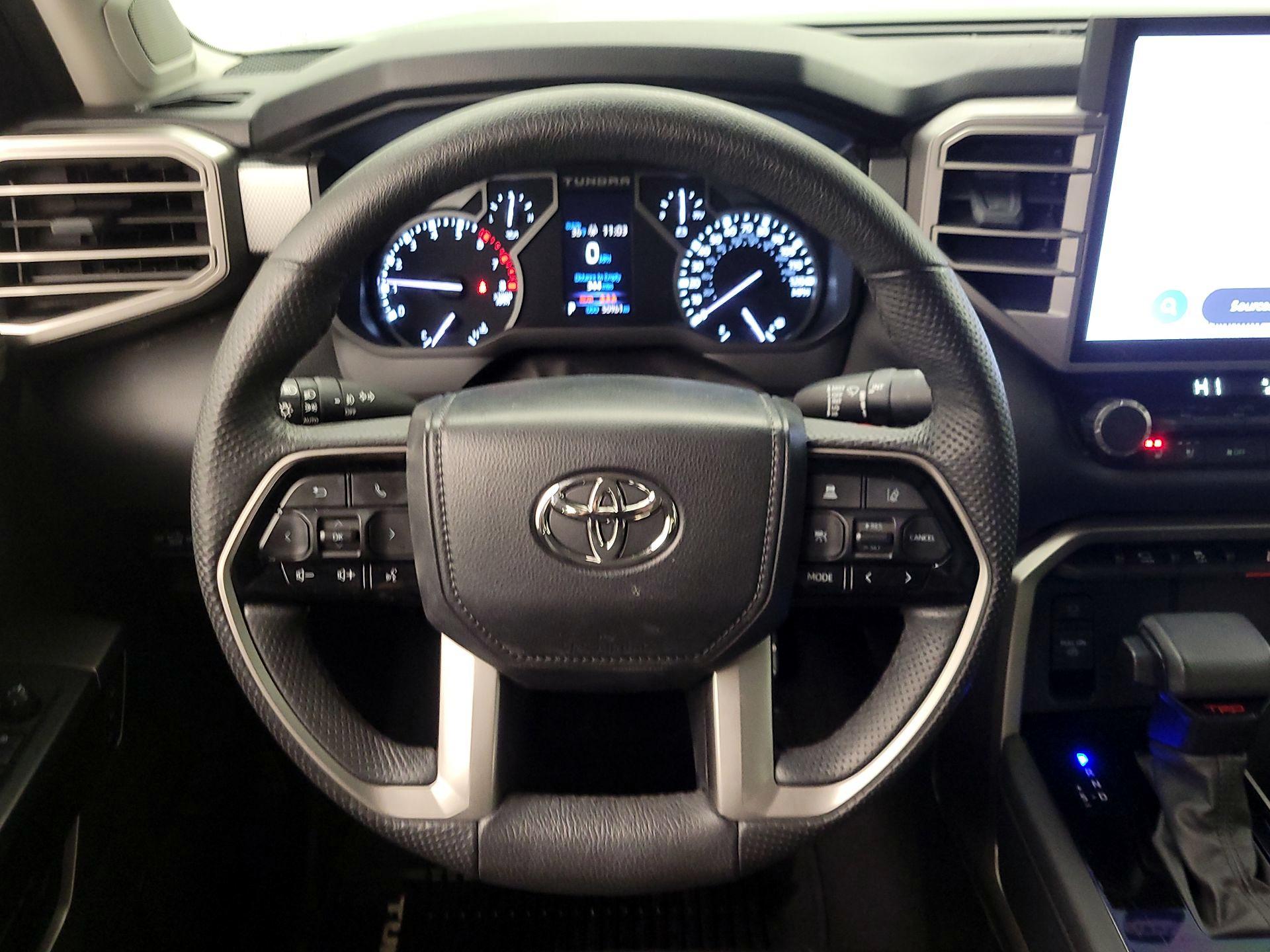 Thumbnail: 2023 Toyota Tundra - 10