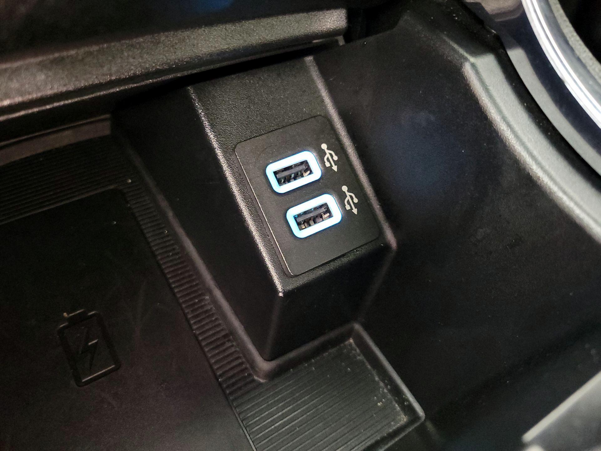 Thumbnail: 2020 Ford Edge - 19