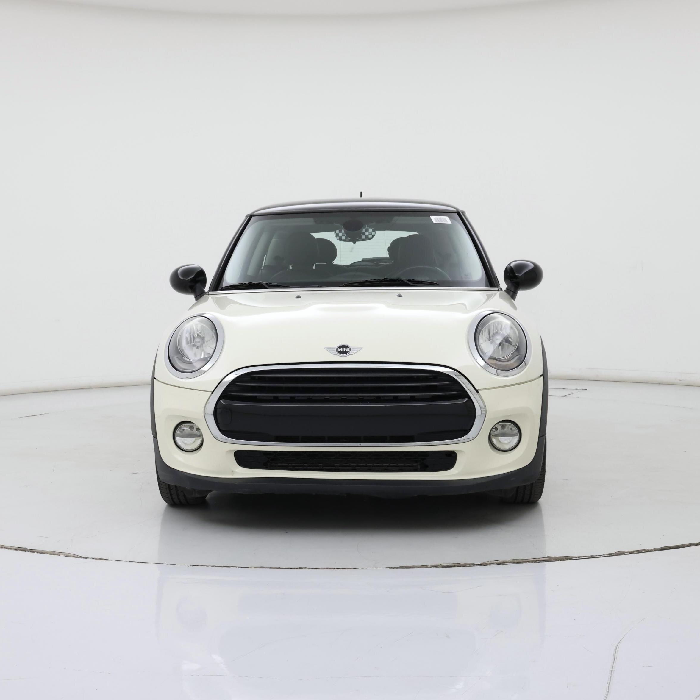 Thumbnail: 2016 MINI Cooper Hardtop - 5