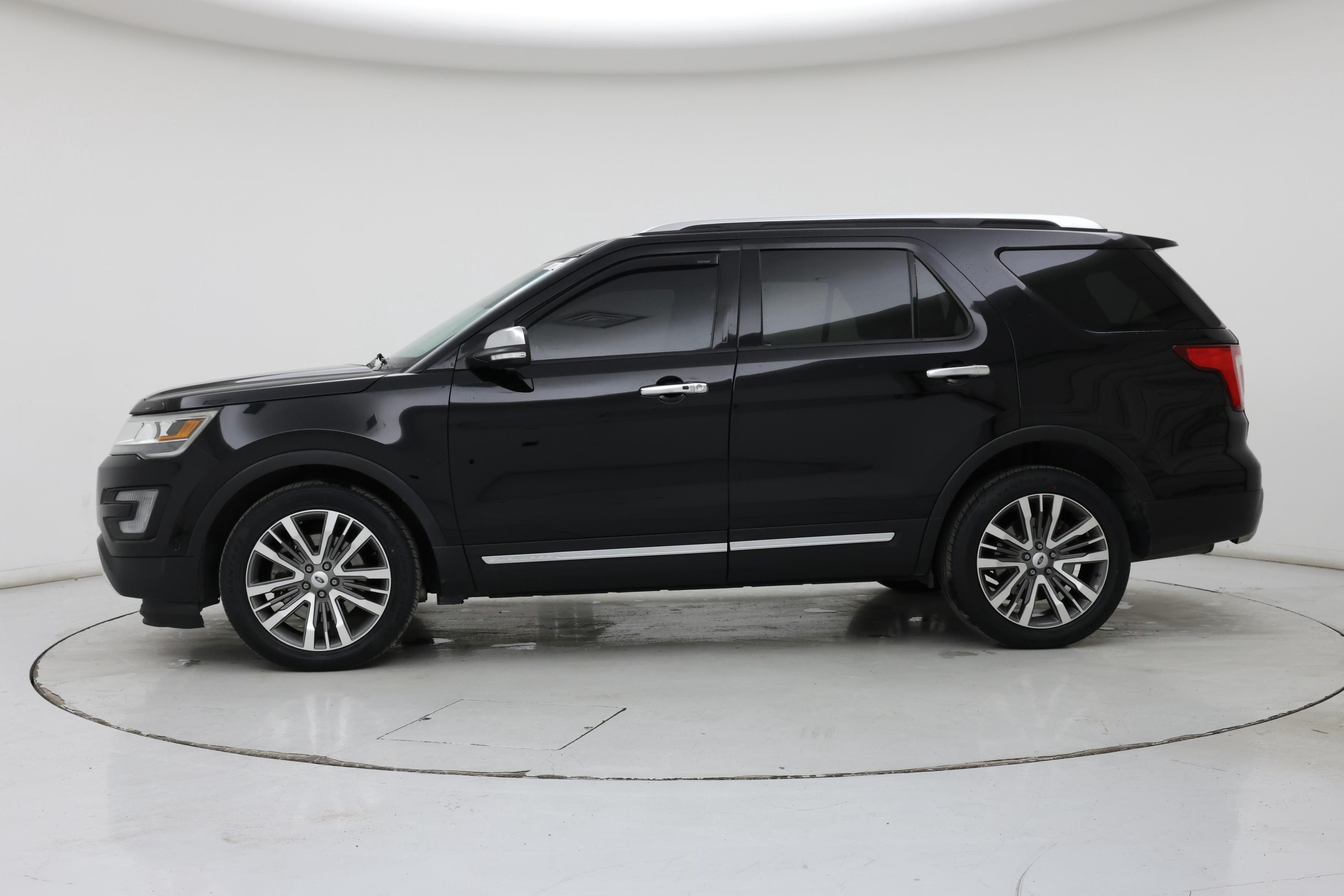 Thumbnail: 2016 Ford Explorer - 3