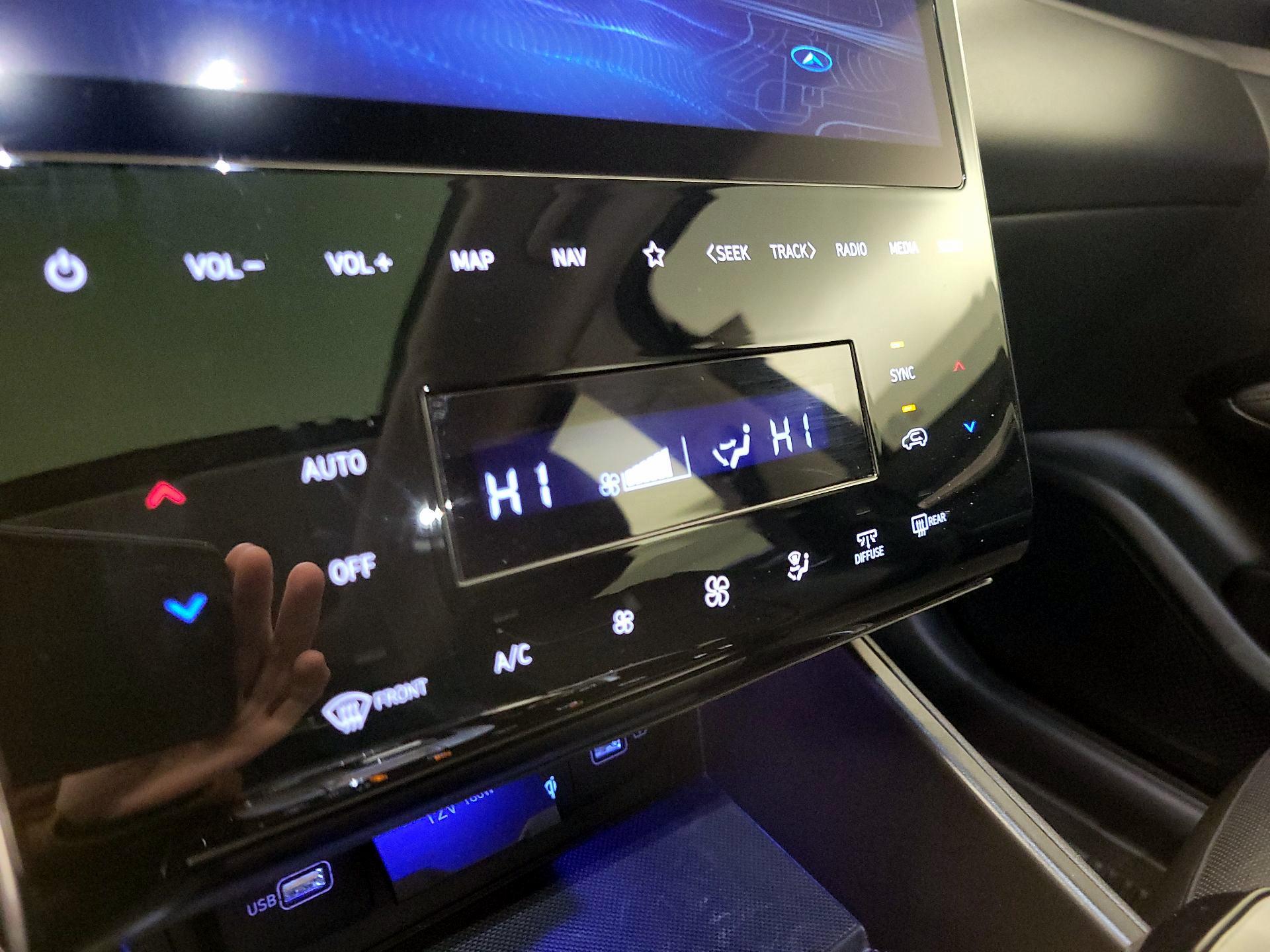 Thumbnail: 2022 Hyundai Tucson - 17