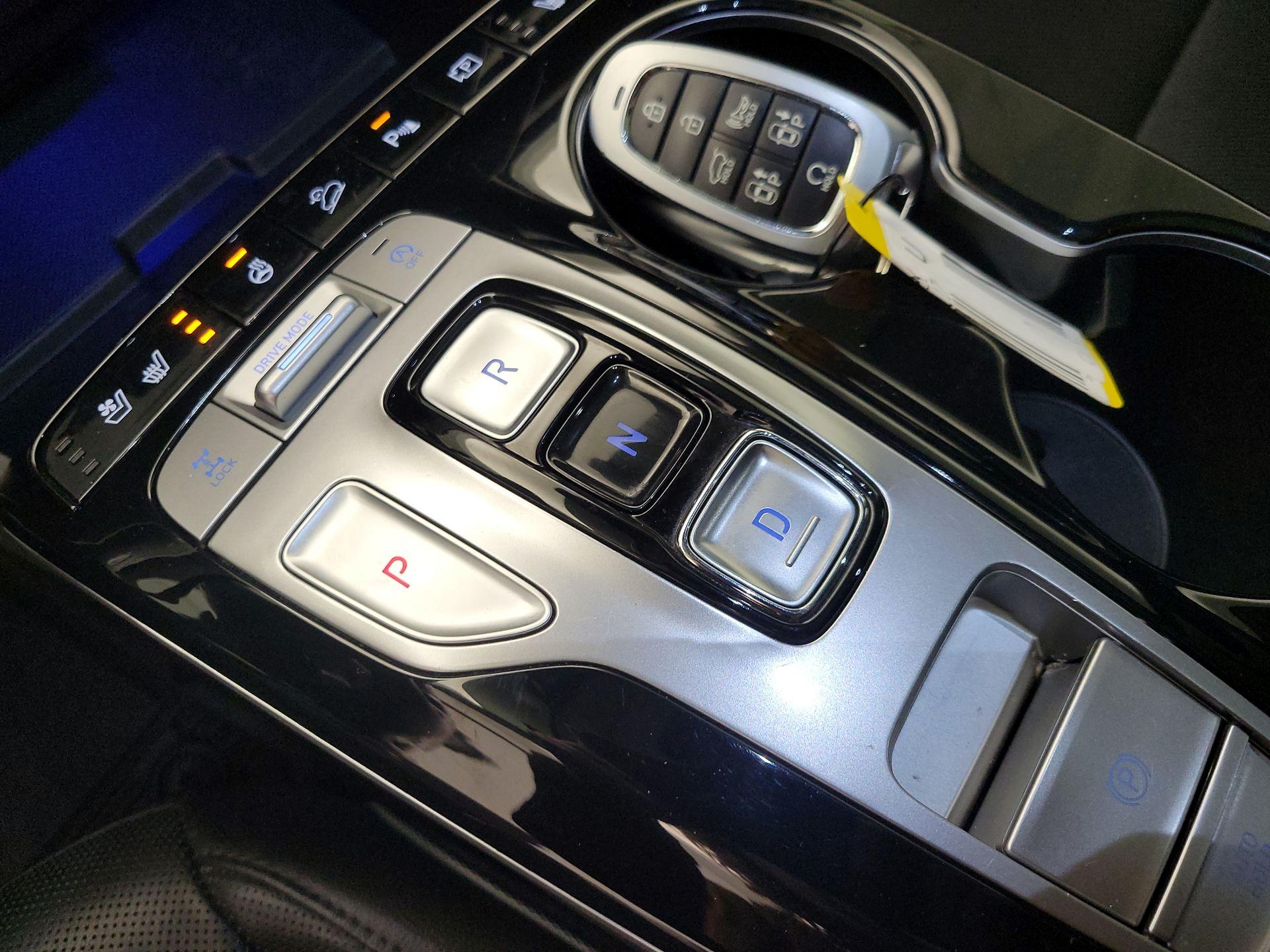 Thumbnail: 2022 Hyundai Tucson - 18