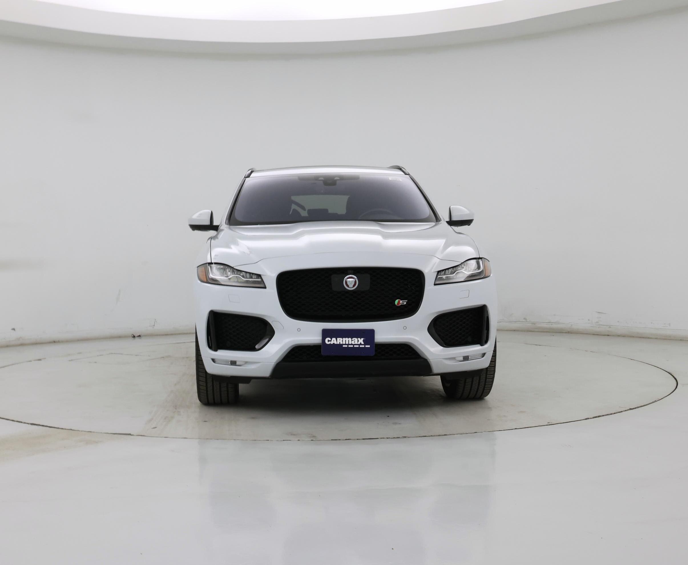Thumbnail: 2019 Jaguar F-Pace - 5