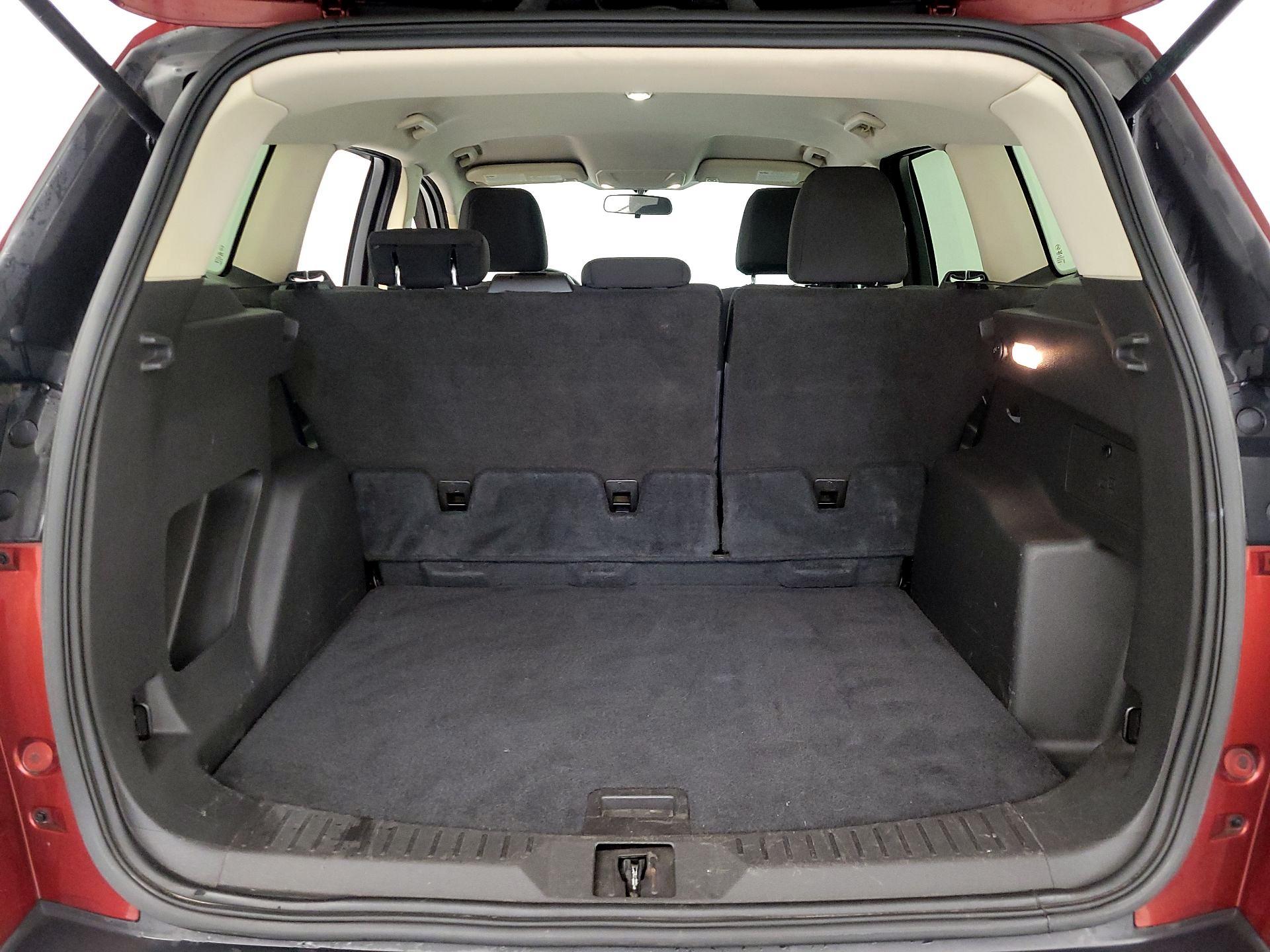 Thumbnail: 2015 Ford Escape - 20