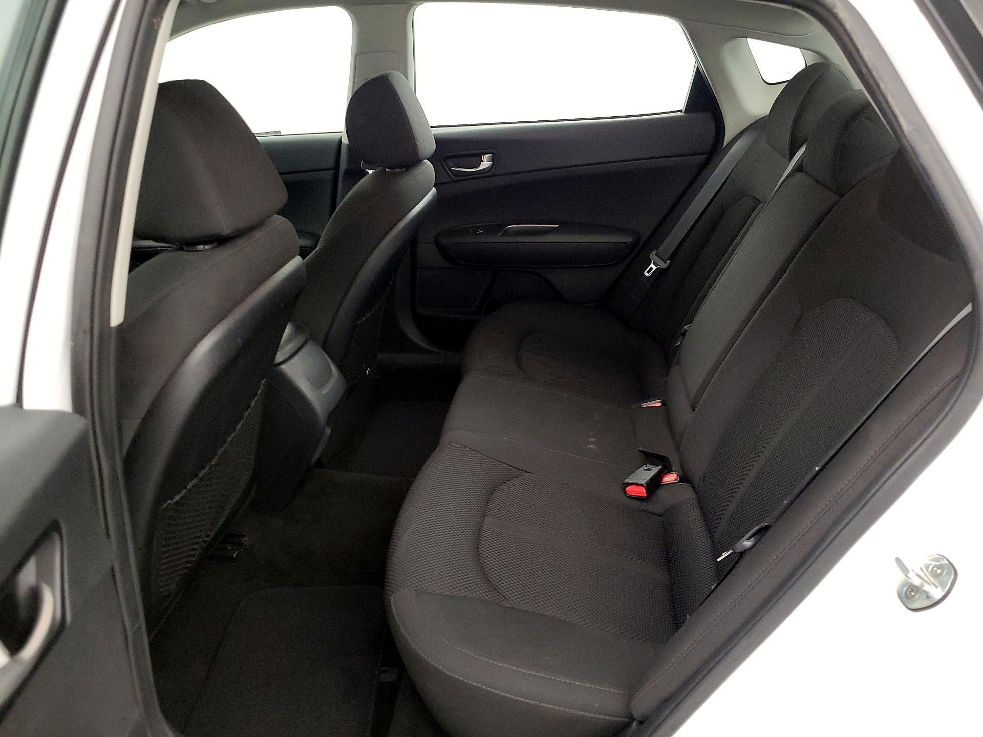 Thumbnail: 2020 Kia Optima - 19