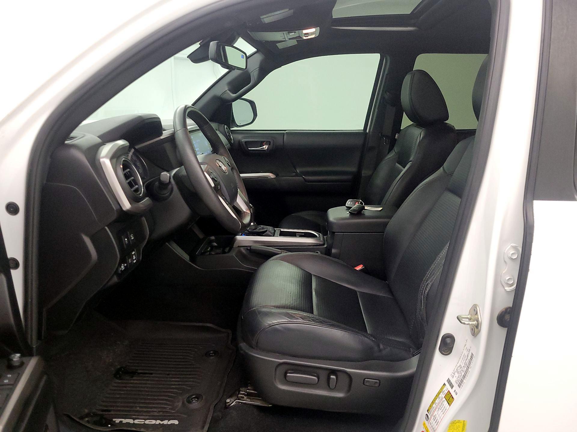 Thumbnail: 2020 Toyota Tacoma - 11