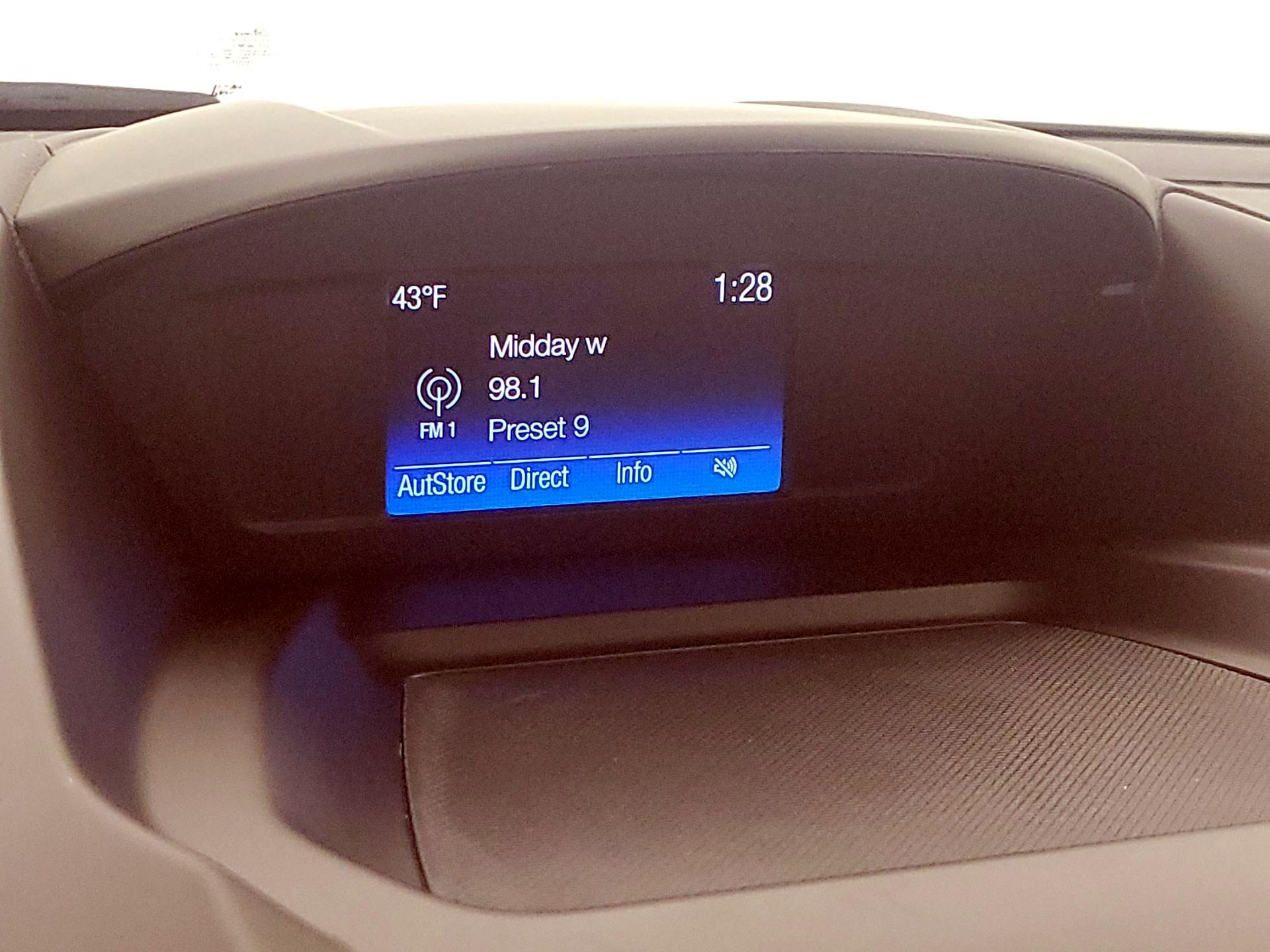 Thumbnail: 2018 Ford Escape - 15