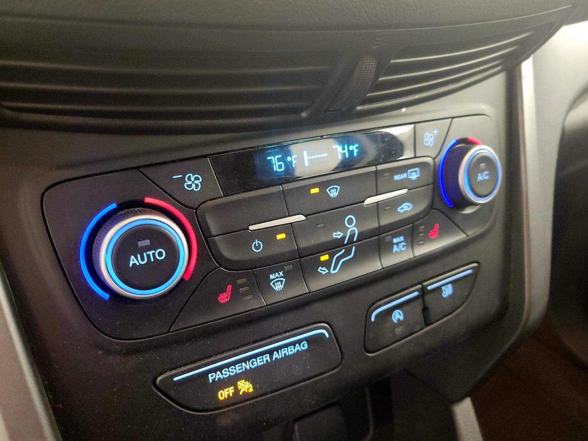 Thumbnail: 2018 Ford Escape - 16