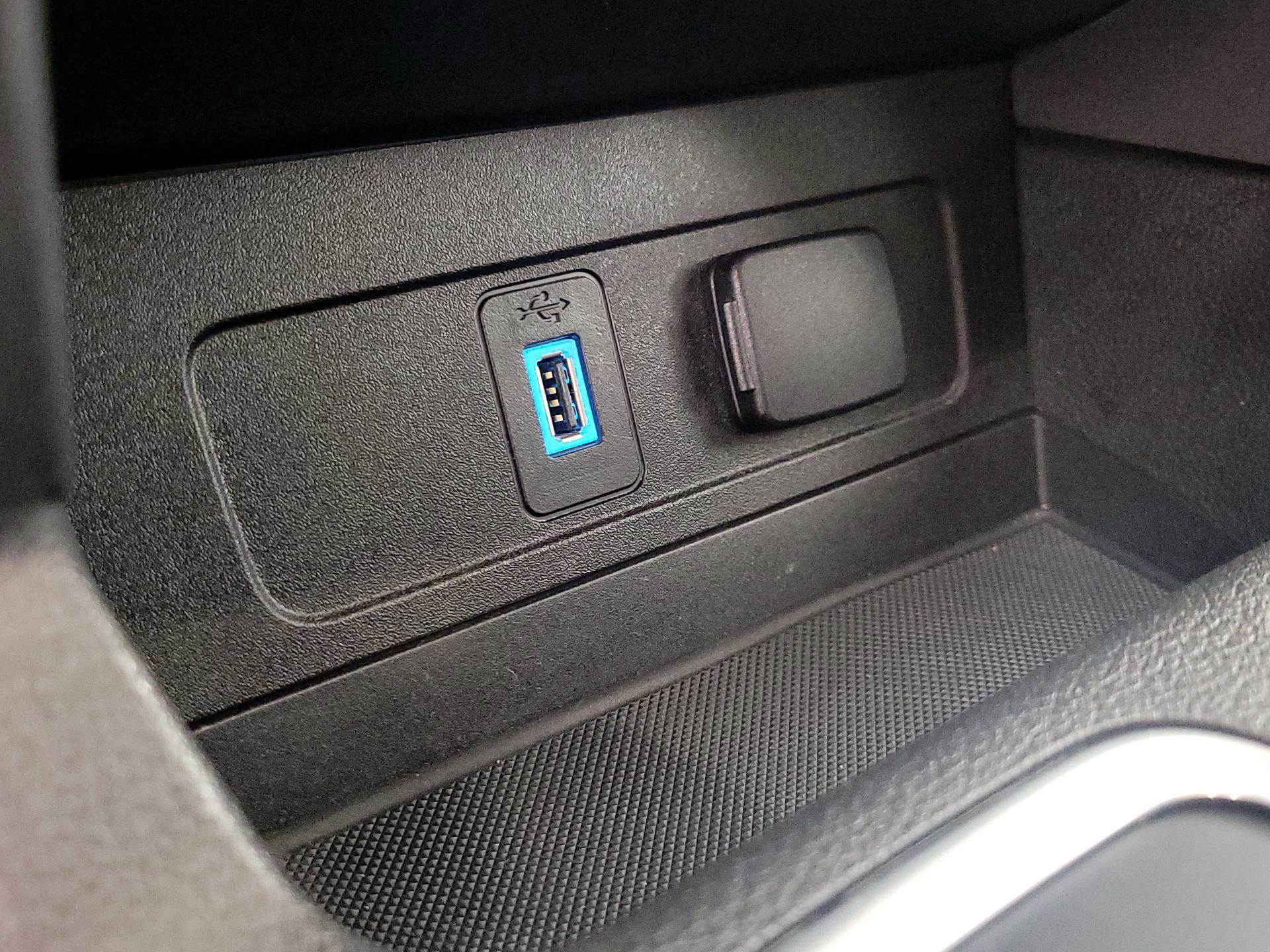 Thumbnail: 2018 Ford Escape - 18