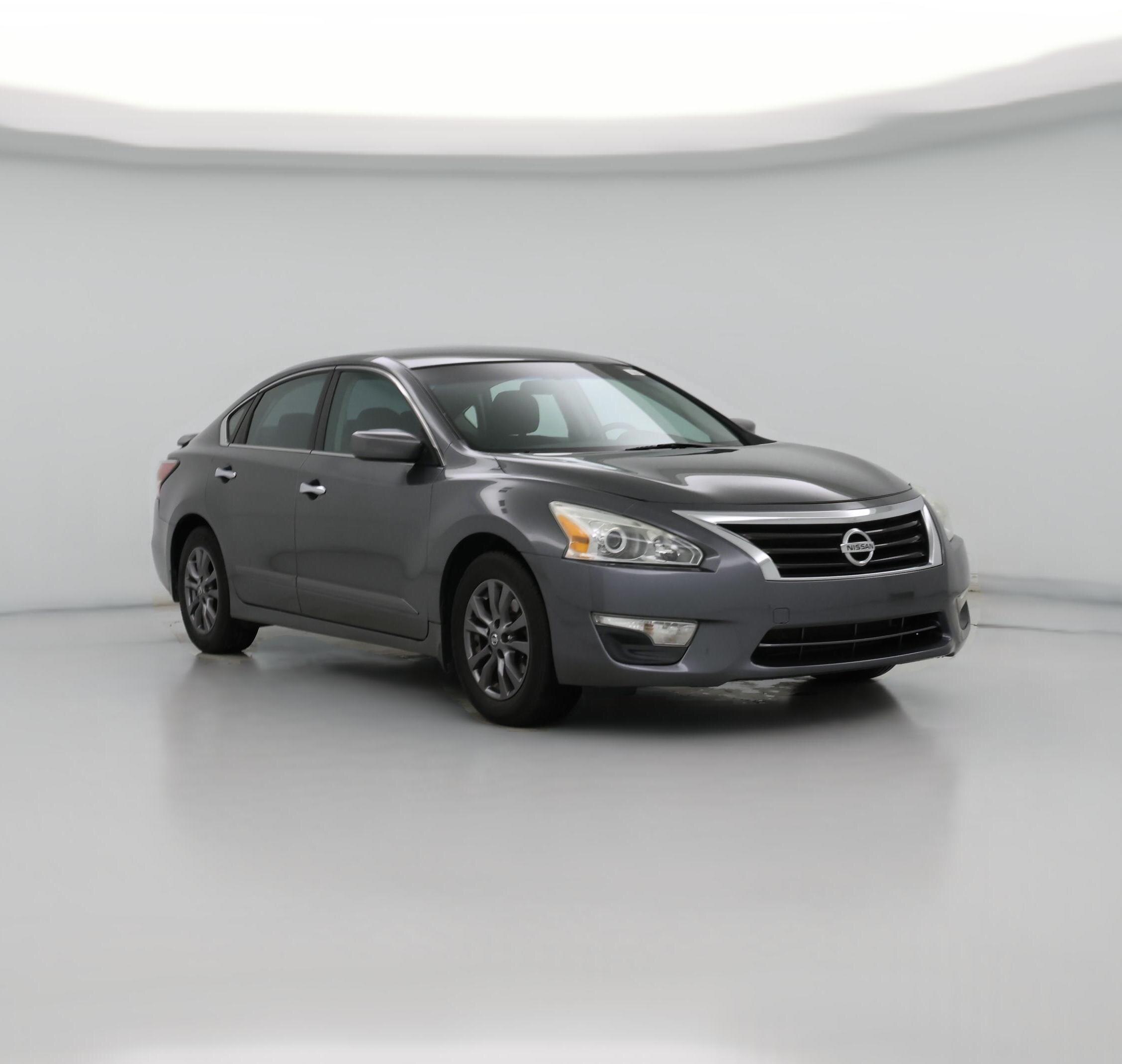 Thumbnail: 2015 Nissan Altima - 1