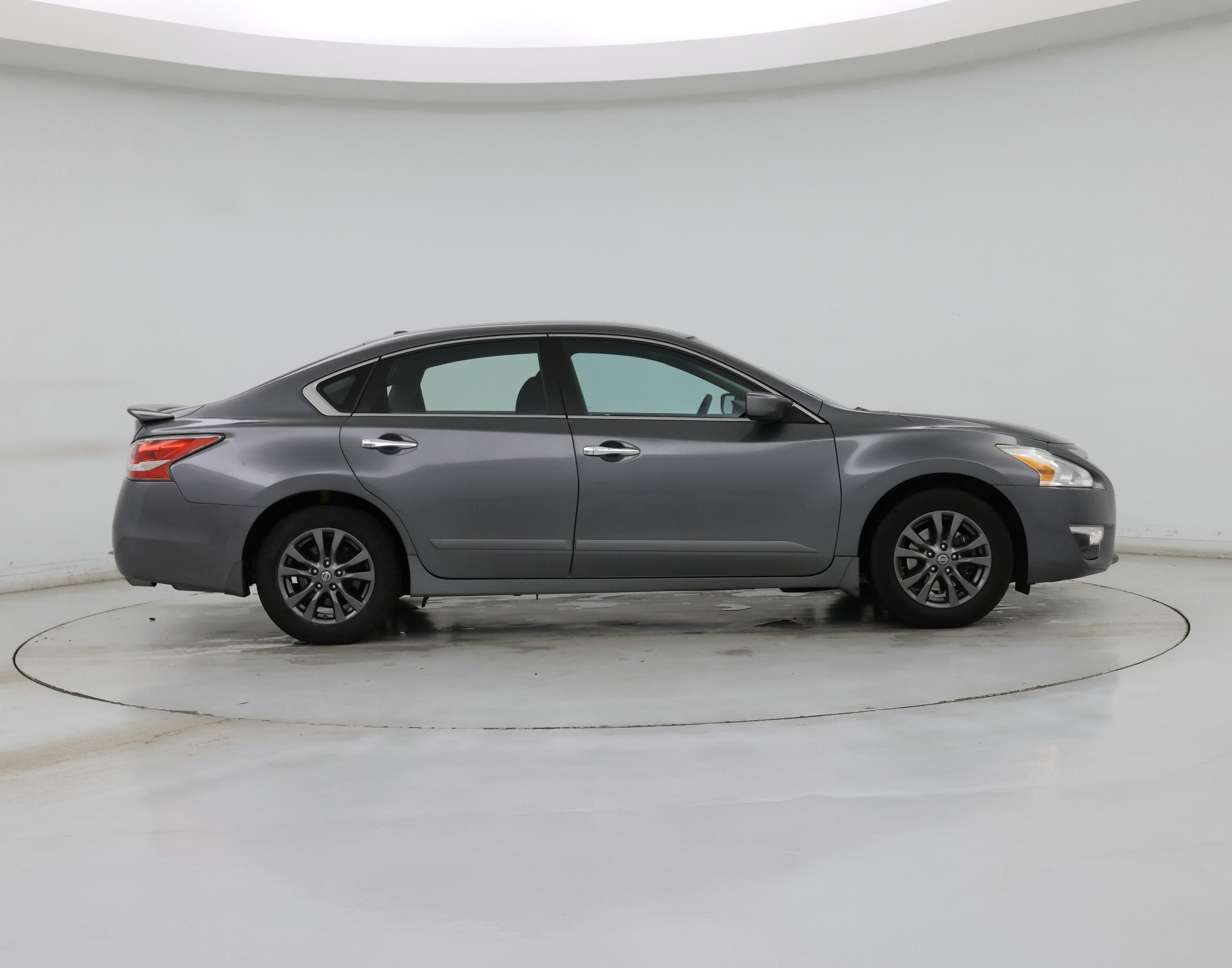 Thumbnail: 2015 Nissan Altima - 7