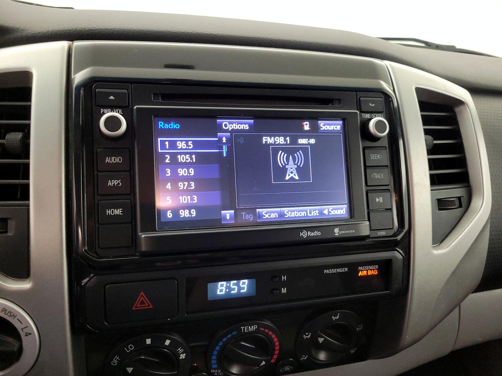 Thumbnail: 2014 Toyota Tacoma - 15