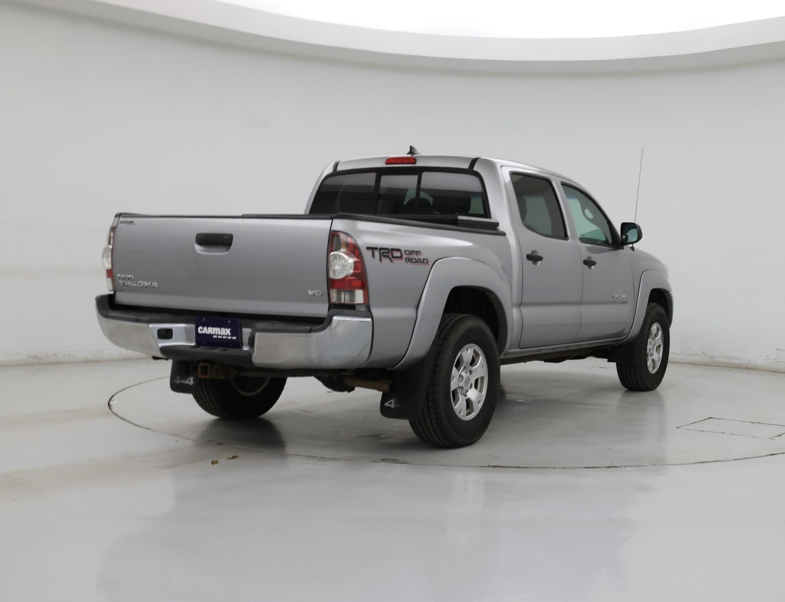 Thumbnail: 2014 Toyota Tacoma - 8