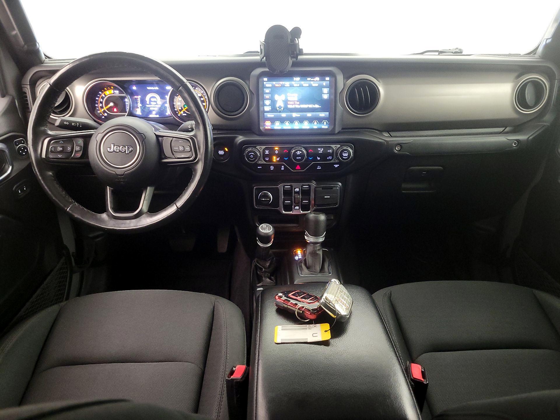 Thumbnail: 2021 Jeep Gladiator - 9