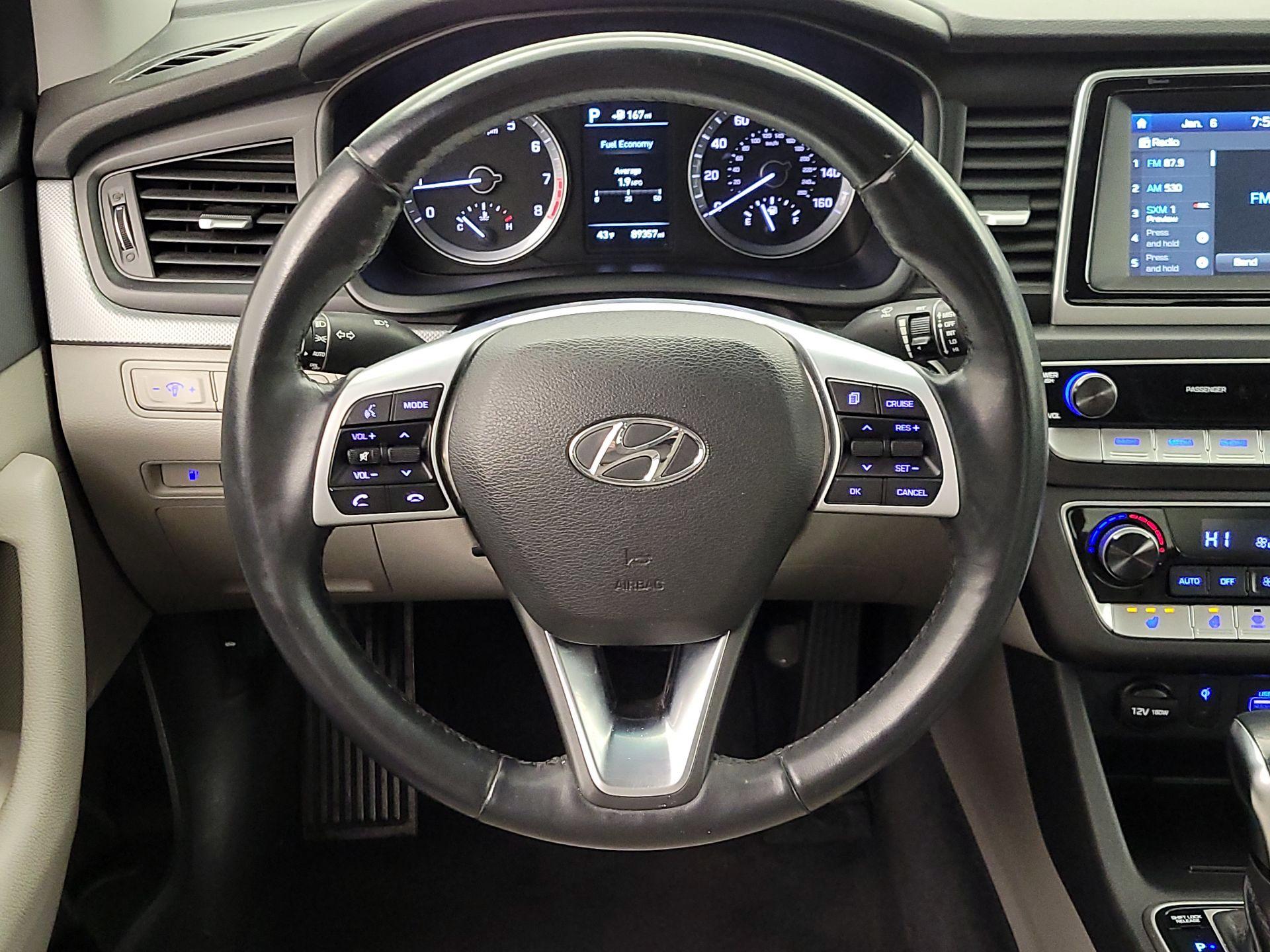 Thumbnail: 2018 Hyundai Sonata - 10