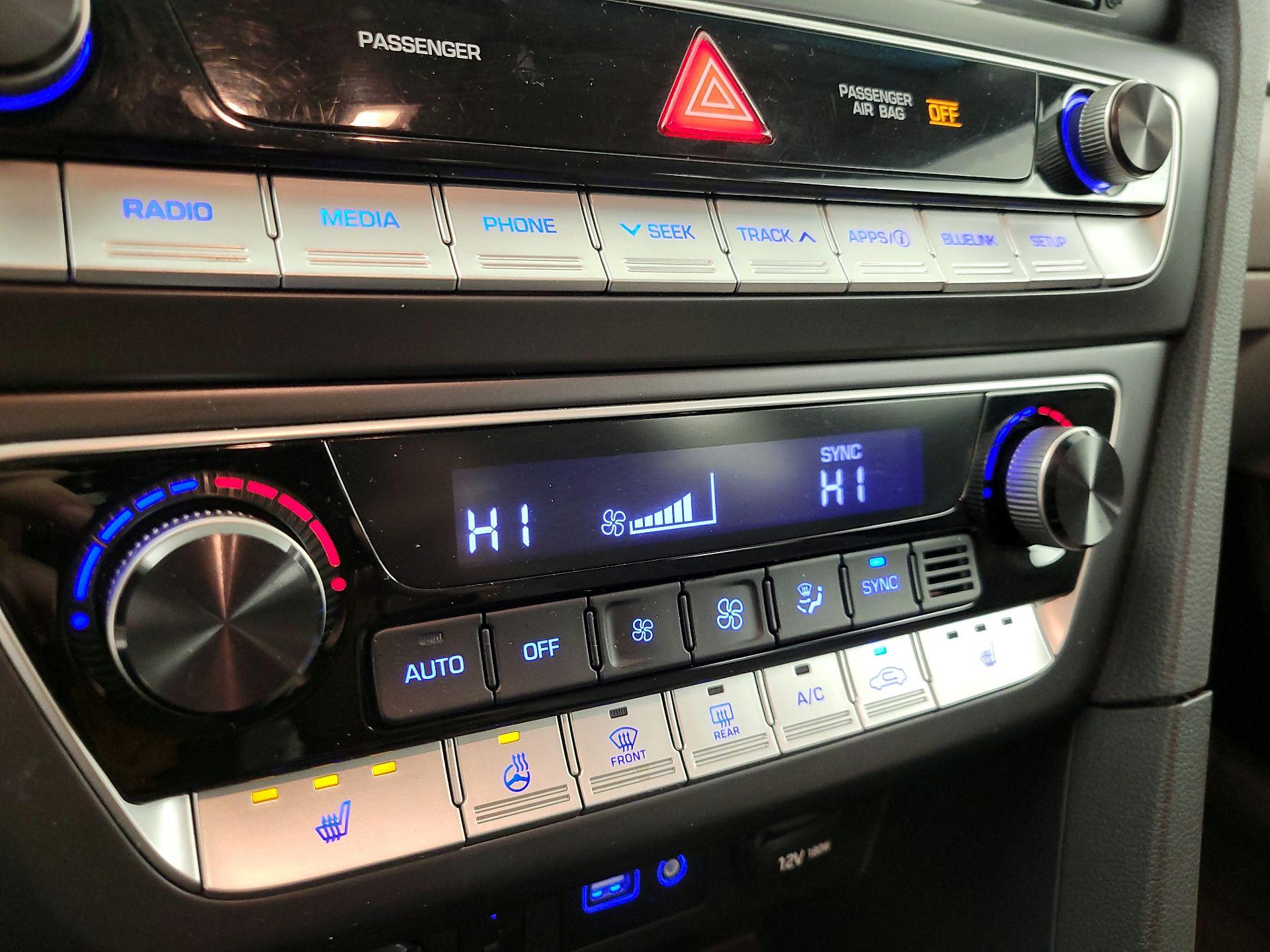 Thumbnail: 2018 Hyundai Sonata - 16