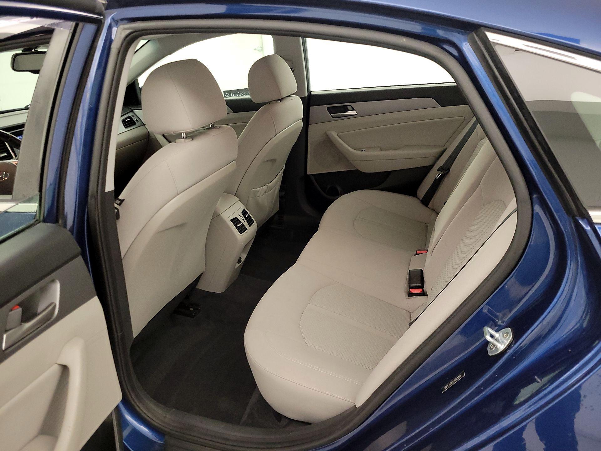 Thumbnail: 2018 Hyundai Sonata - 19